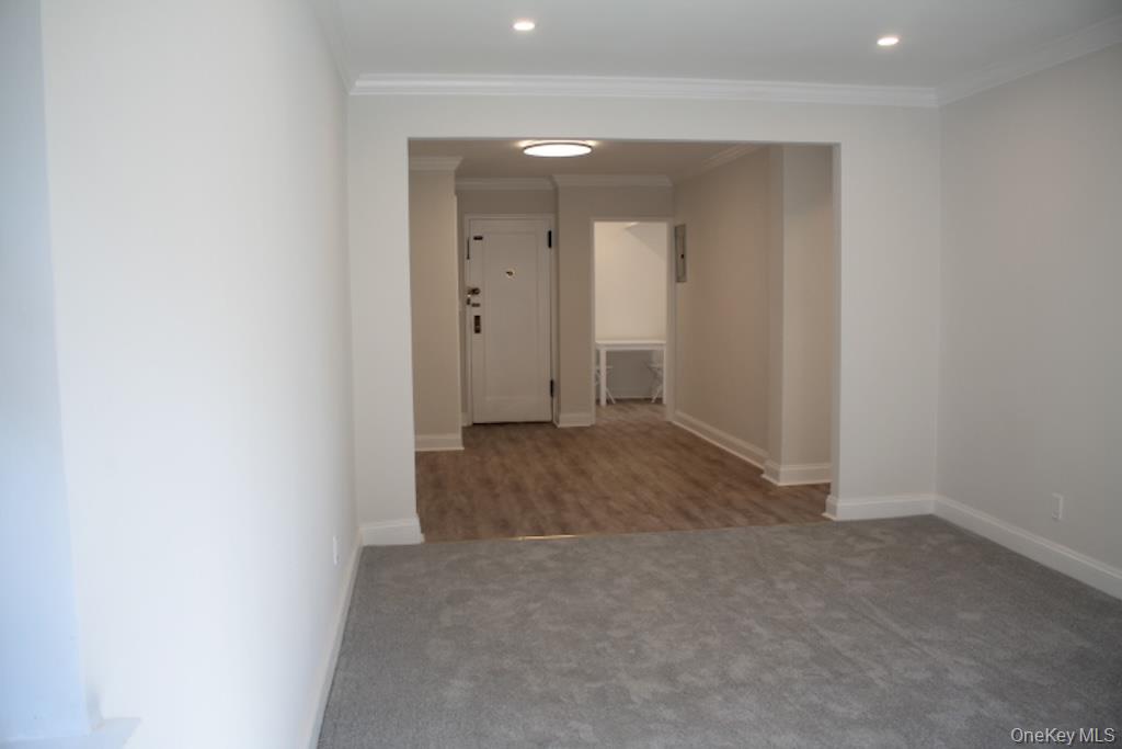 61 White Oak # 4B, New Rochelle, NY 10801