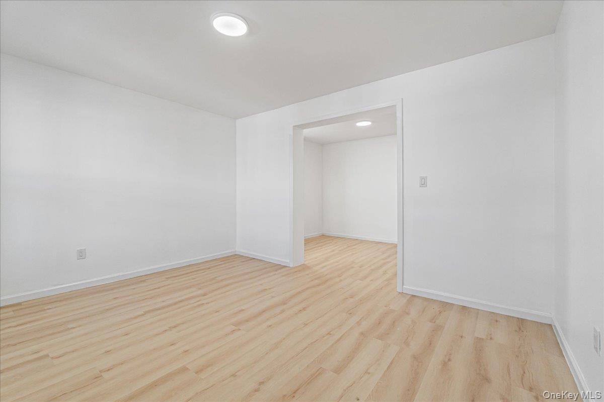 9524 112th Street, Richmond Hill, NY 11419