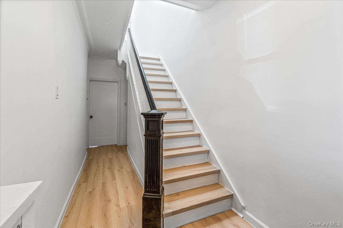 9524 112th Street, Richmond Hill, NY 11419