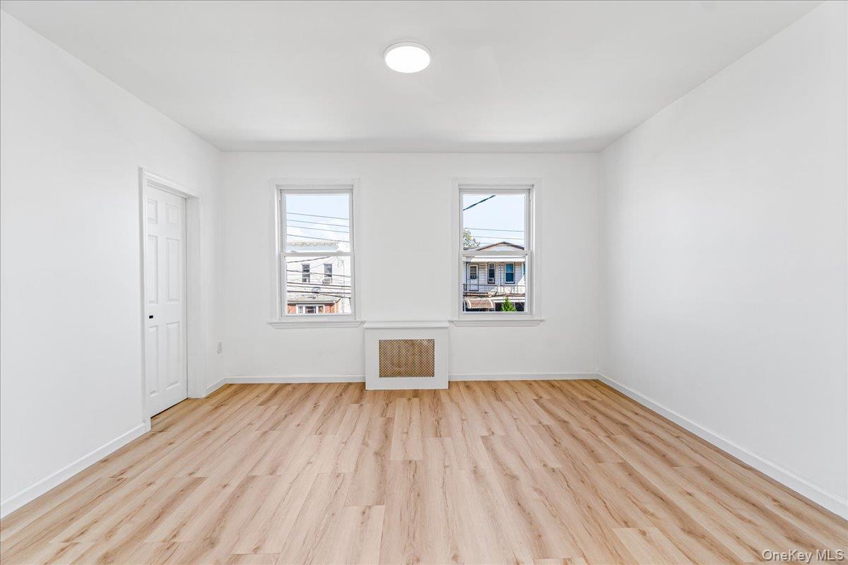 9524 112th Street, Richmond Hill, NY 11419