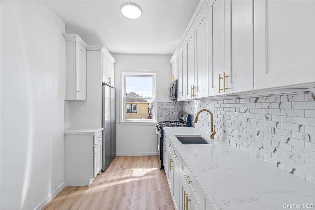 9524 112th Street, Richmond Hill, NY 11419