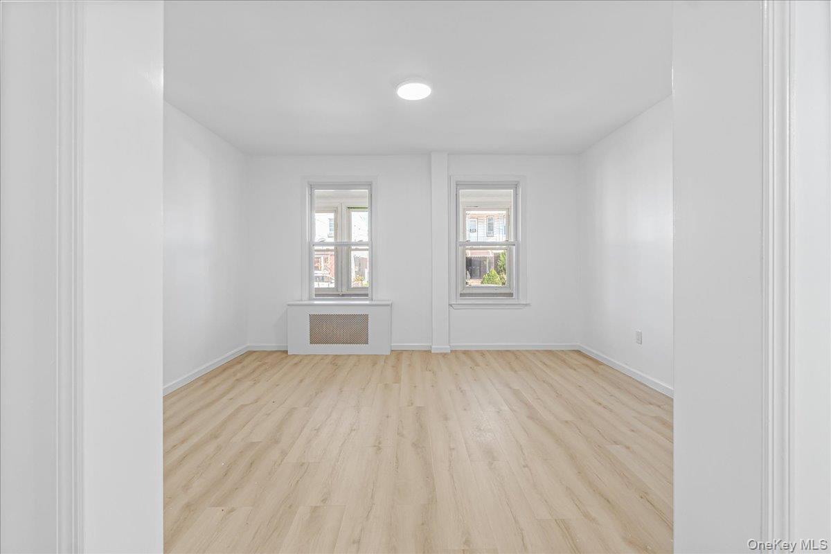 9524 112th Street, Richmond Hill, NY 11419