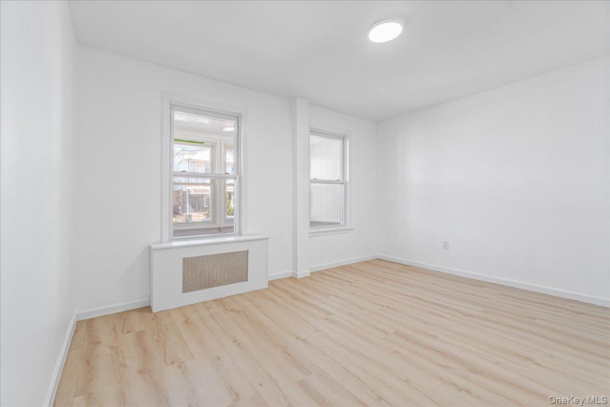 9524 112th Street, Richmond Hill, NY 11419