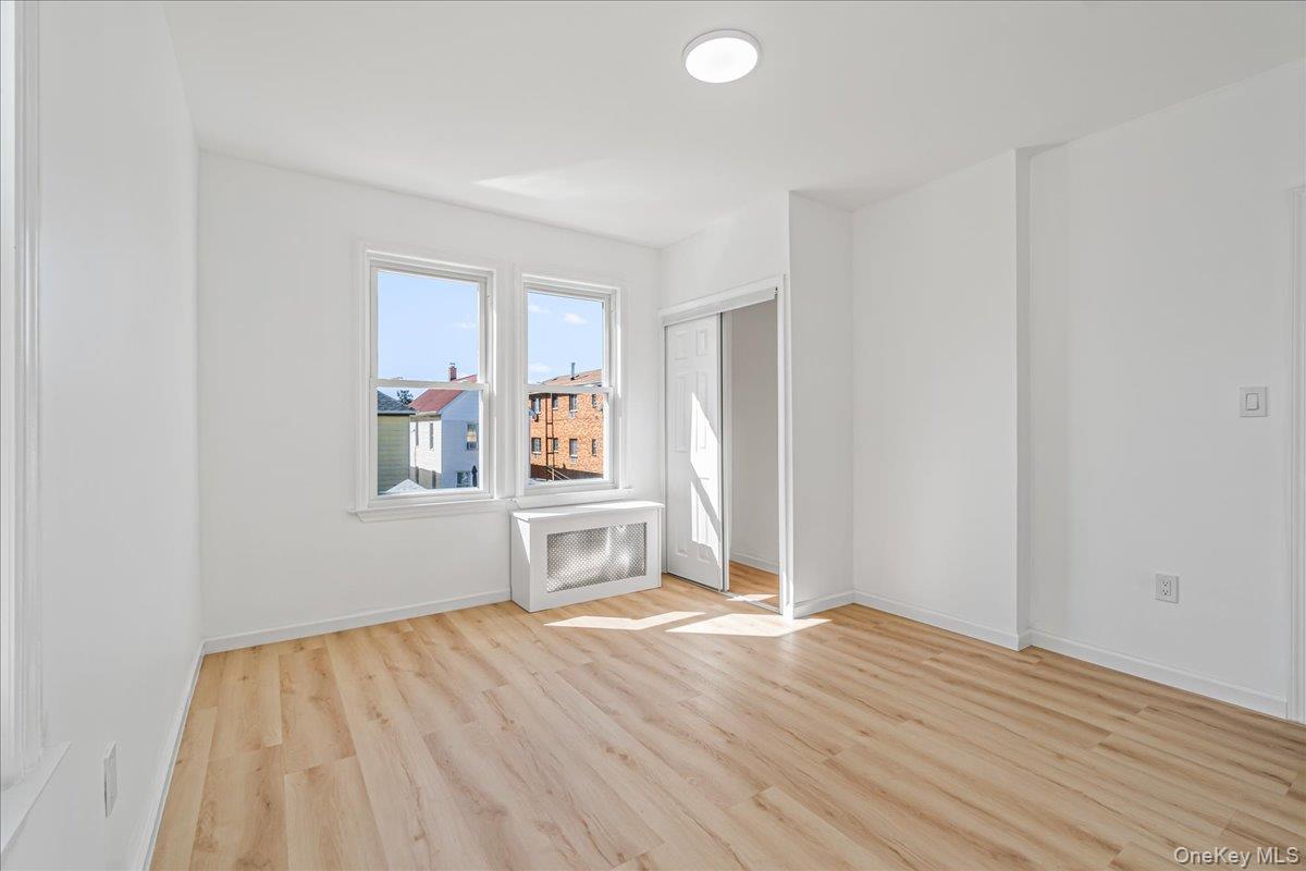 9524 112th Street, Richmond Hill, NY 11419