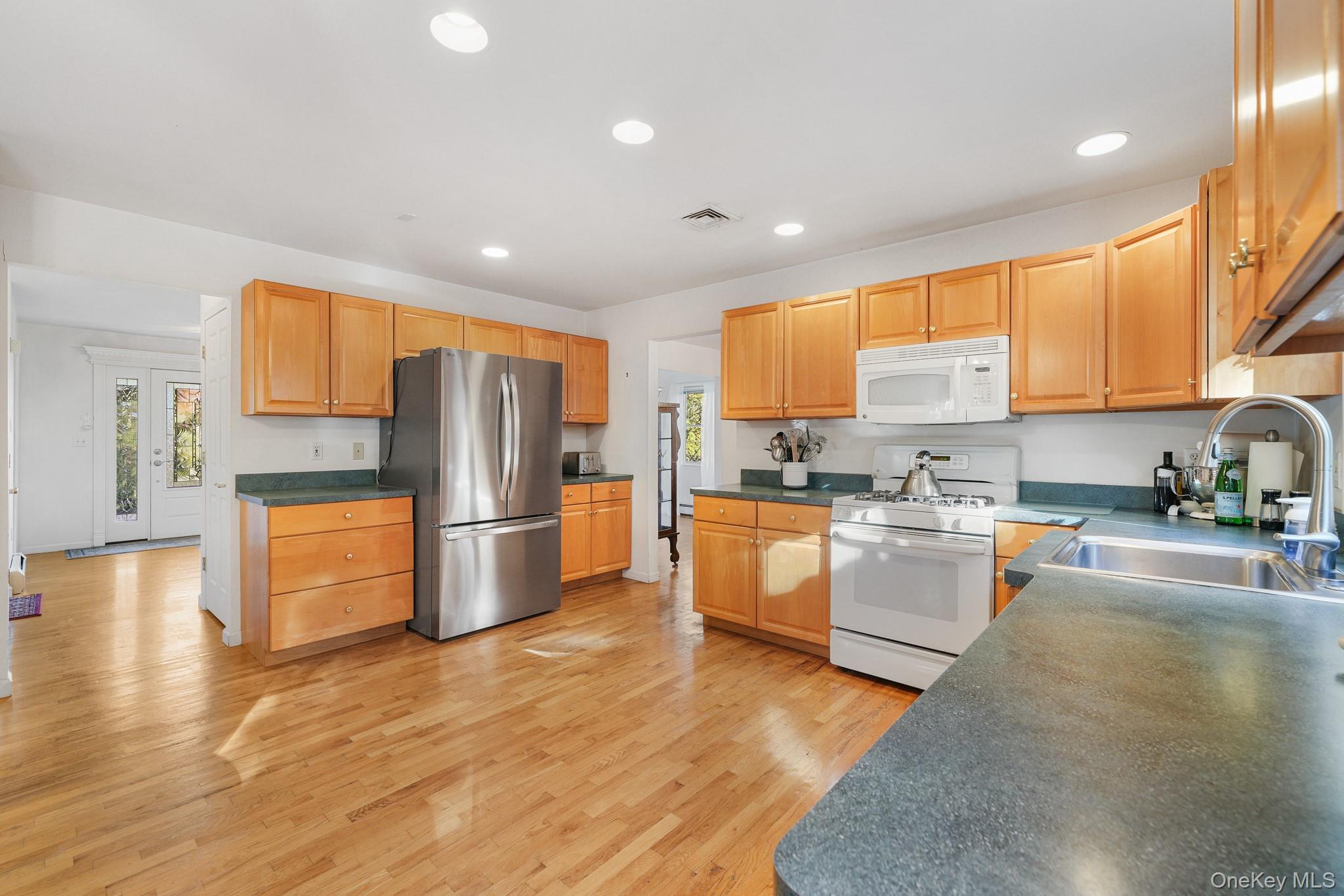 2 Monsignor Brady Court, Blauvelt, NY 10913