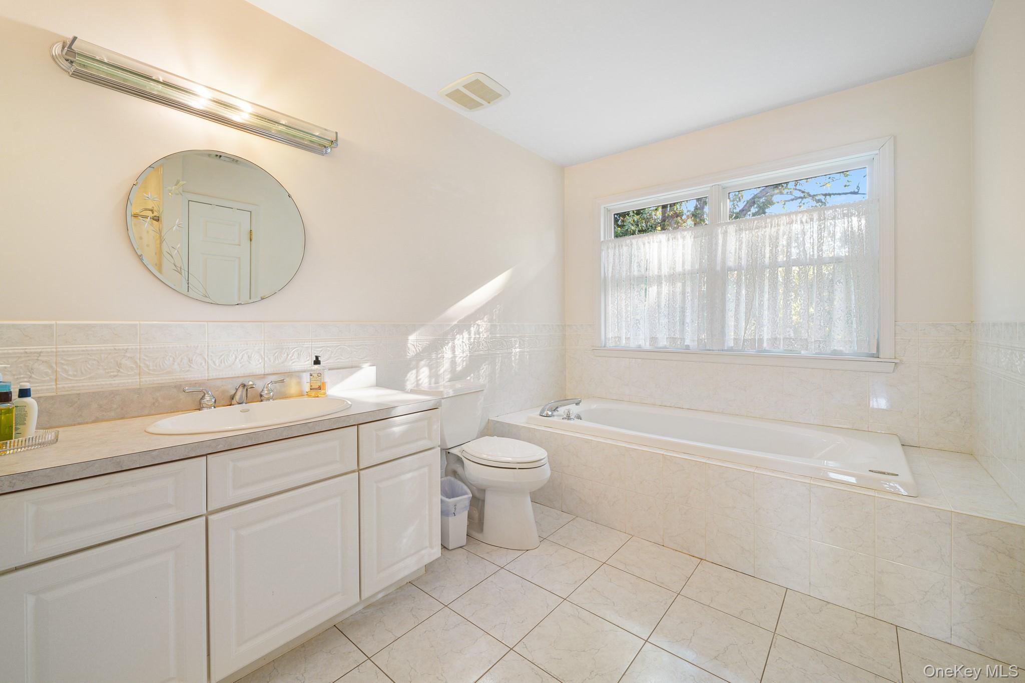 2 Monsignor Brady Court, Blauvelt, NY 10913