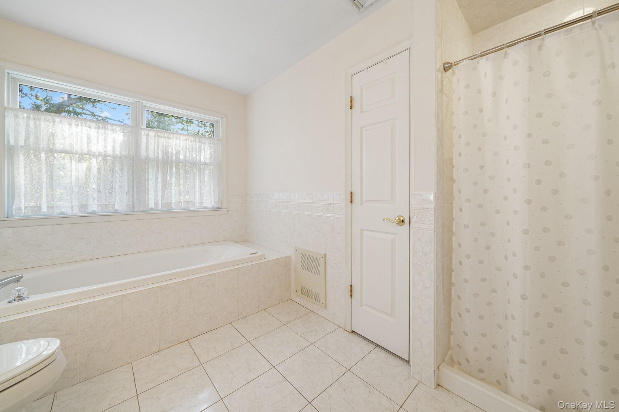 2 Monsignor Brady Court, Blauvelt, NY 10913