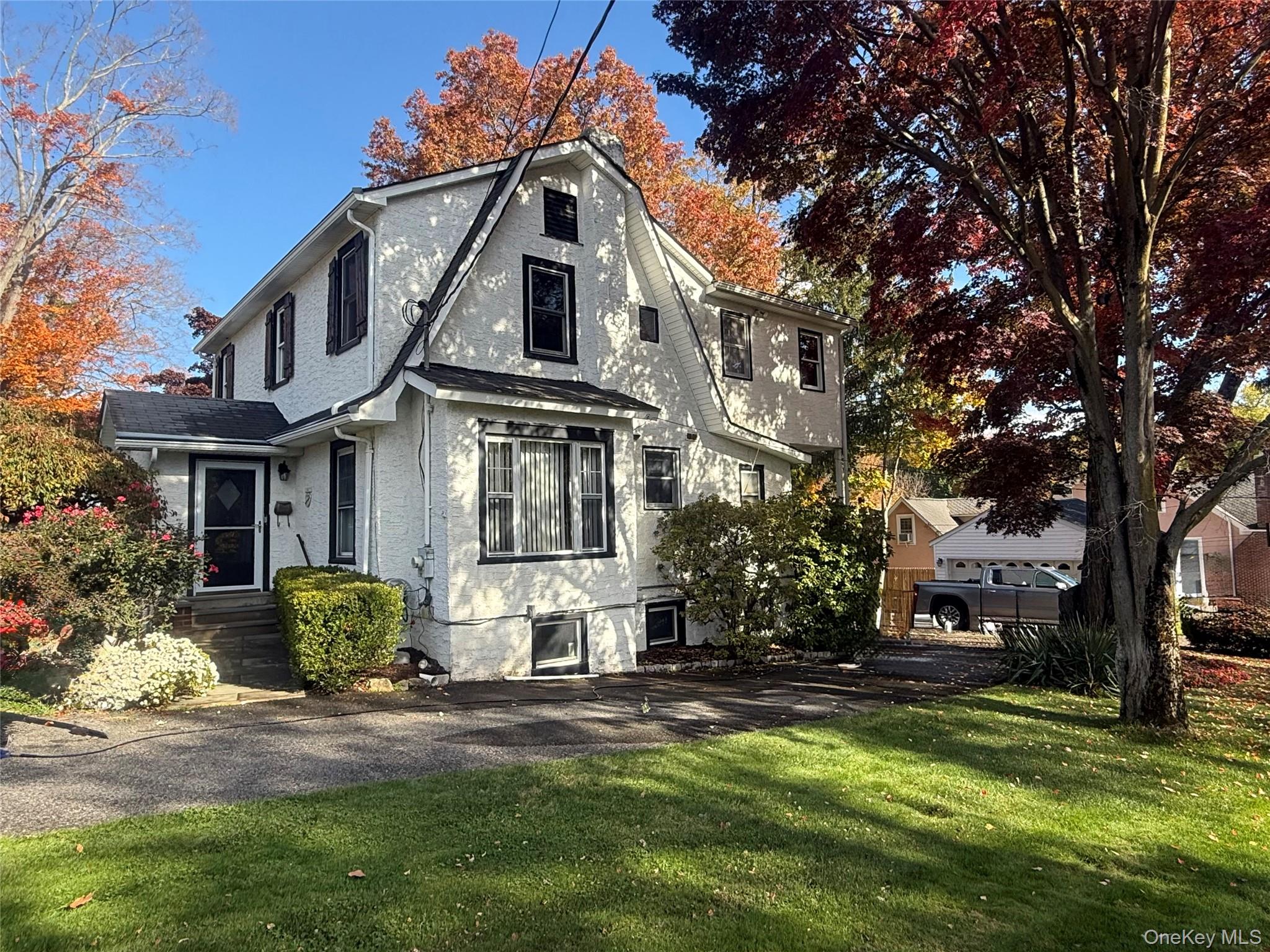 140 Columbus Avenue, Valhalla, NY 10595