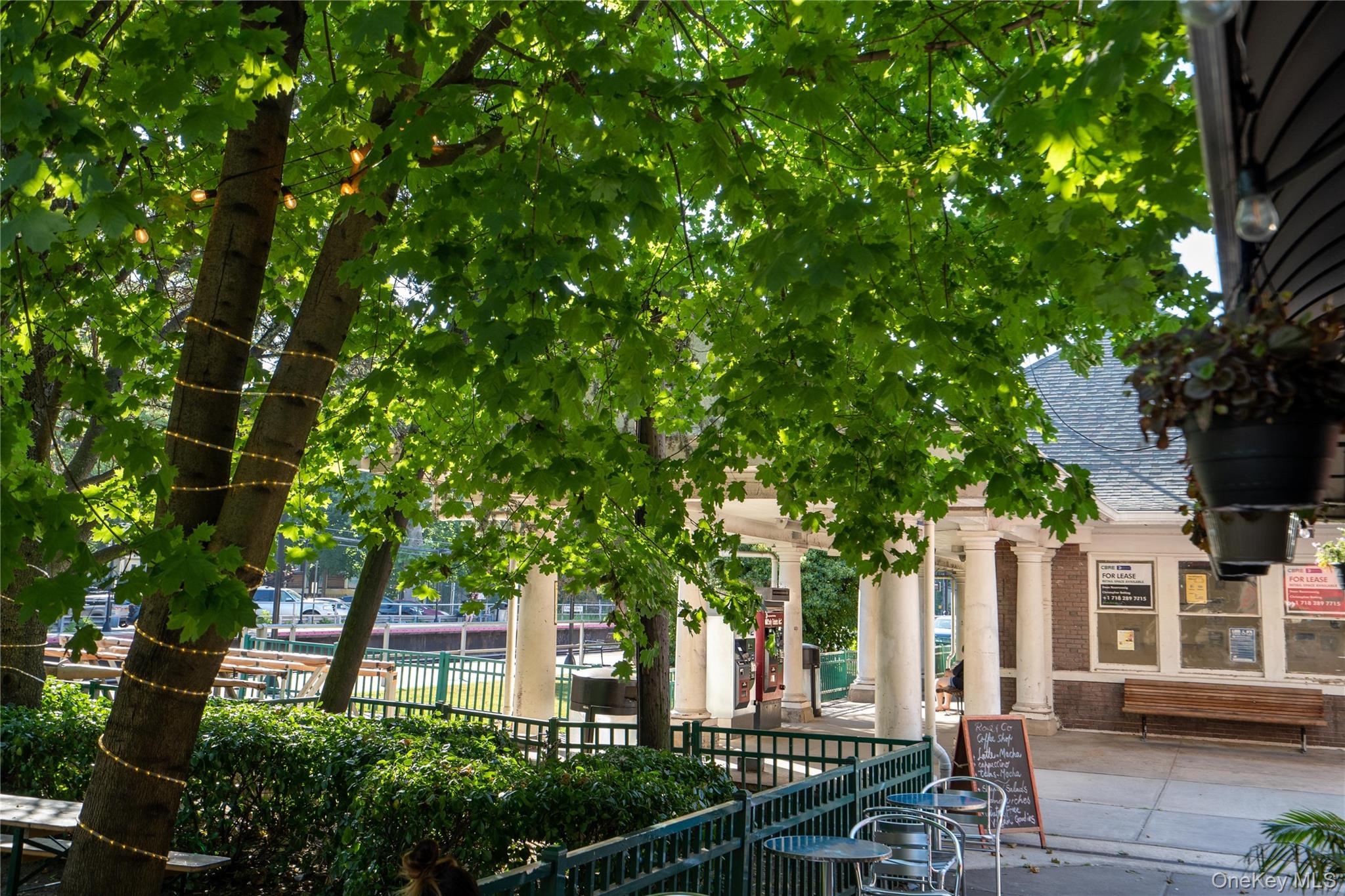 118-18 UNION Turnpike # 5F, Kew Gardens, NY 11415