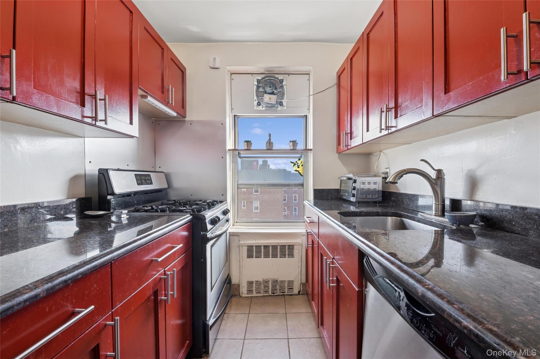 67-12 Yellowstone Boulevard # G19, Forest Hills, NY 11375