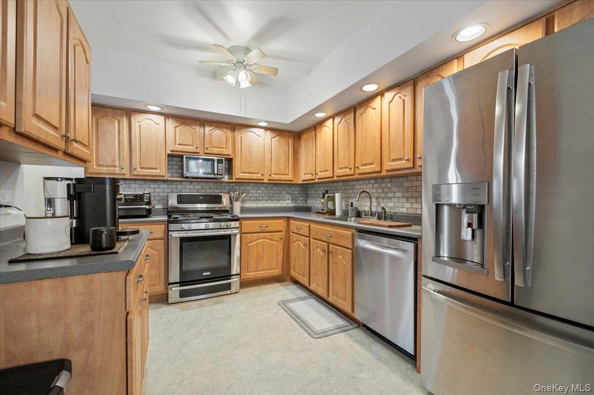 75 Eric Drive, Middle Island, NY 11953