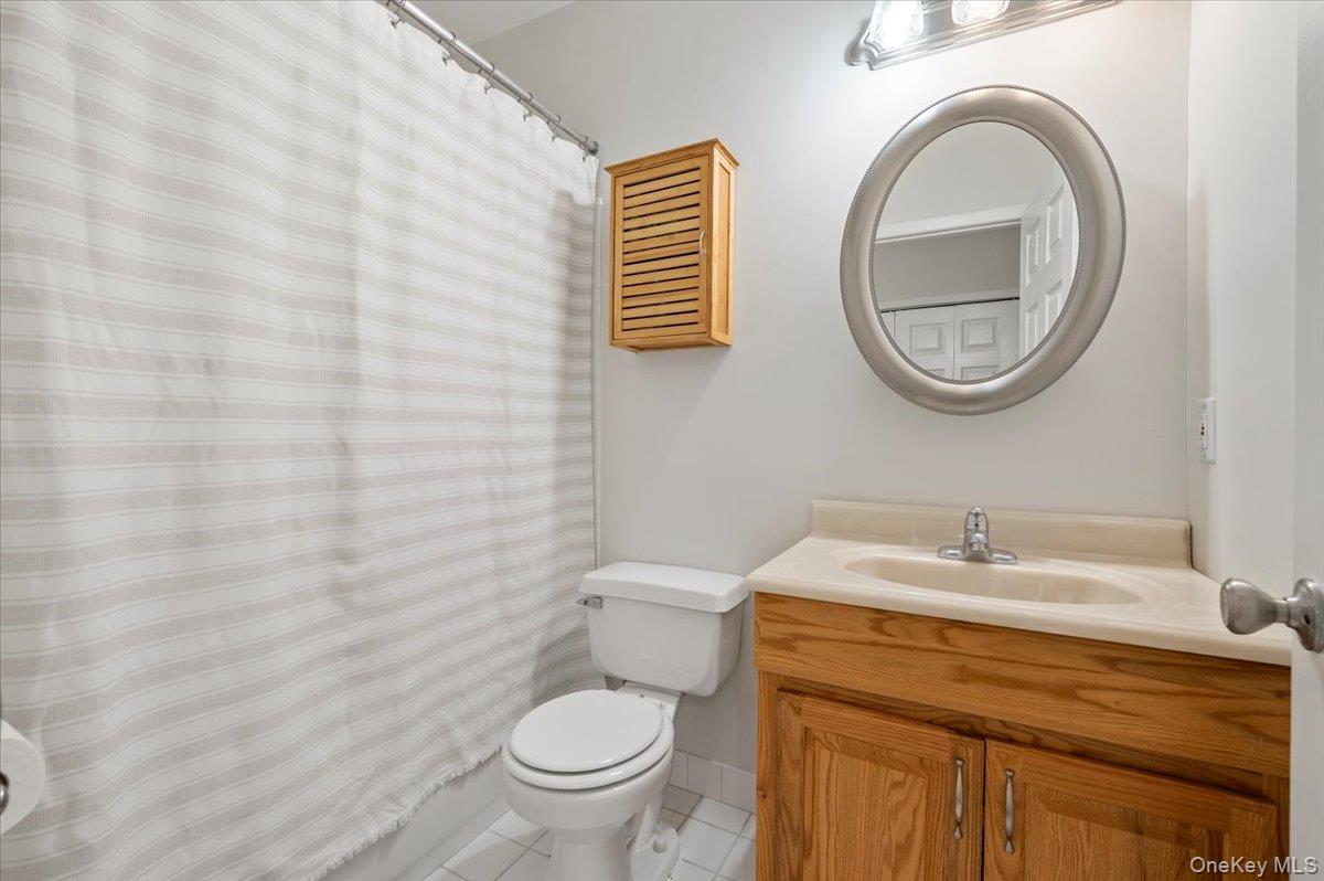 75 Eric Drive, Middle Island, NY 11953