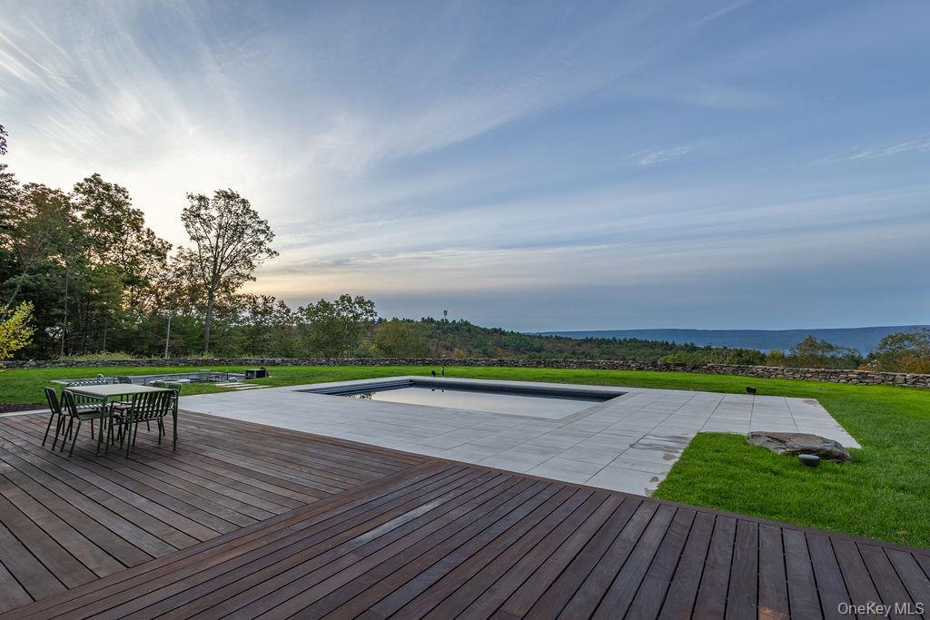 72 Van Tine Road, Kerhonkson, NY 12446