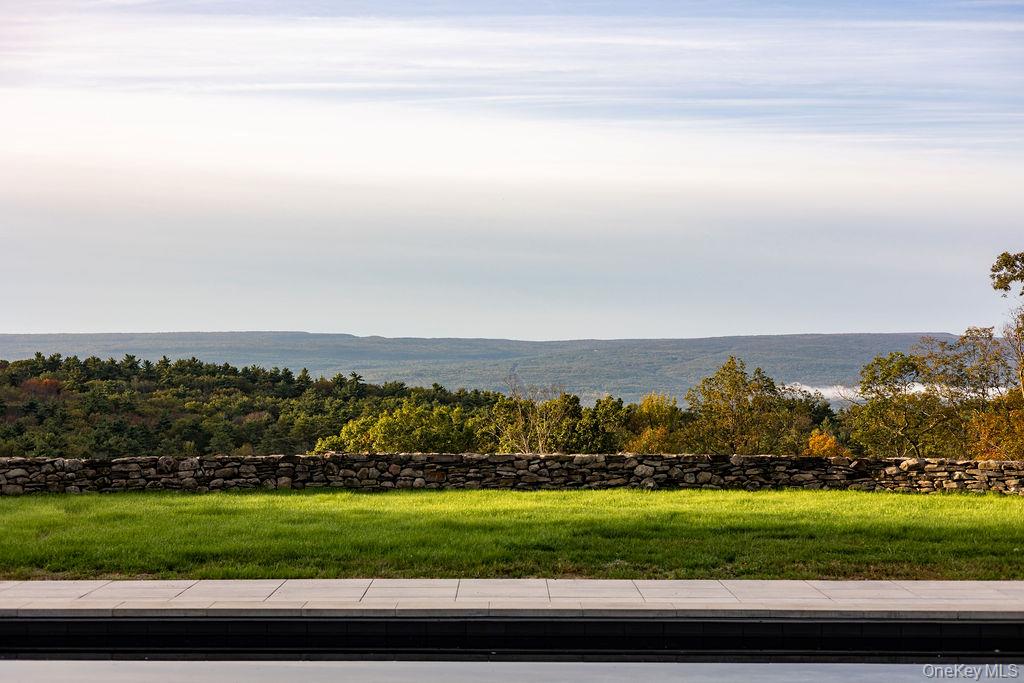 72 Van Tine Road, Kerhonkson, NY 12446