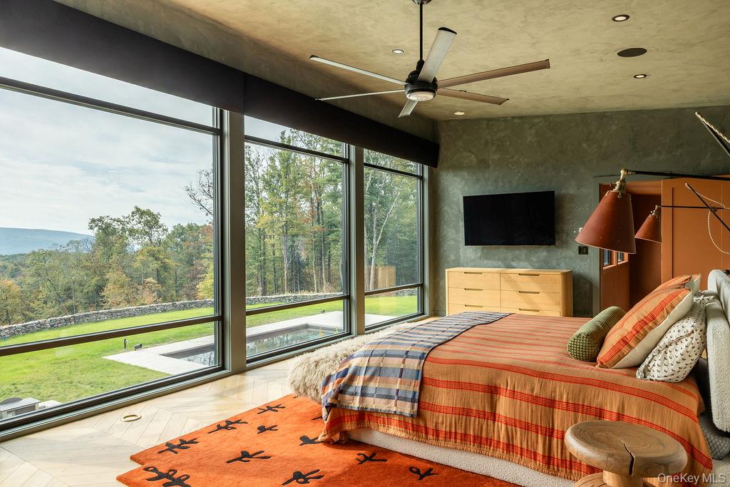 72 Van Tine Road, Kerhonkson, NY 12446