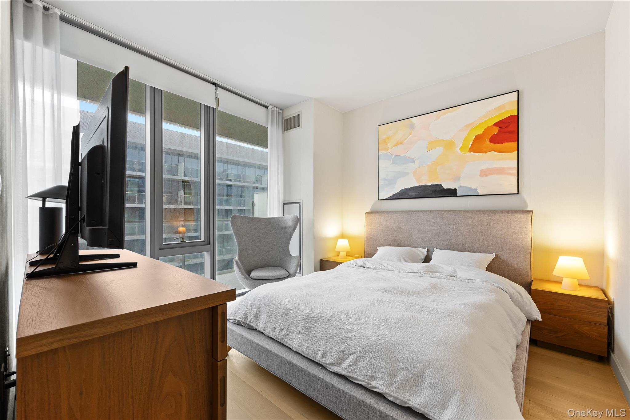 131-01 40th Road # PH3F, Flushing, NY 11354