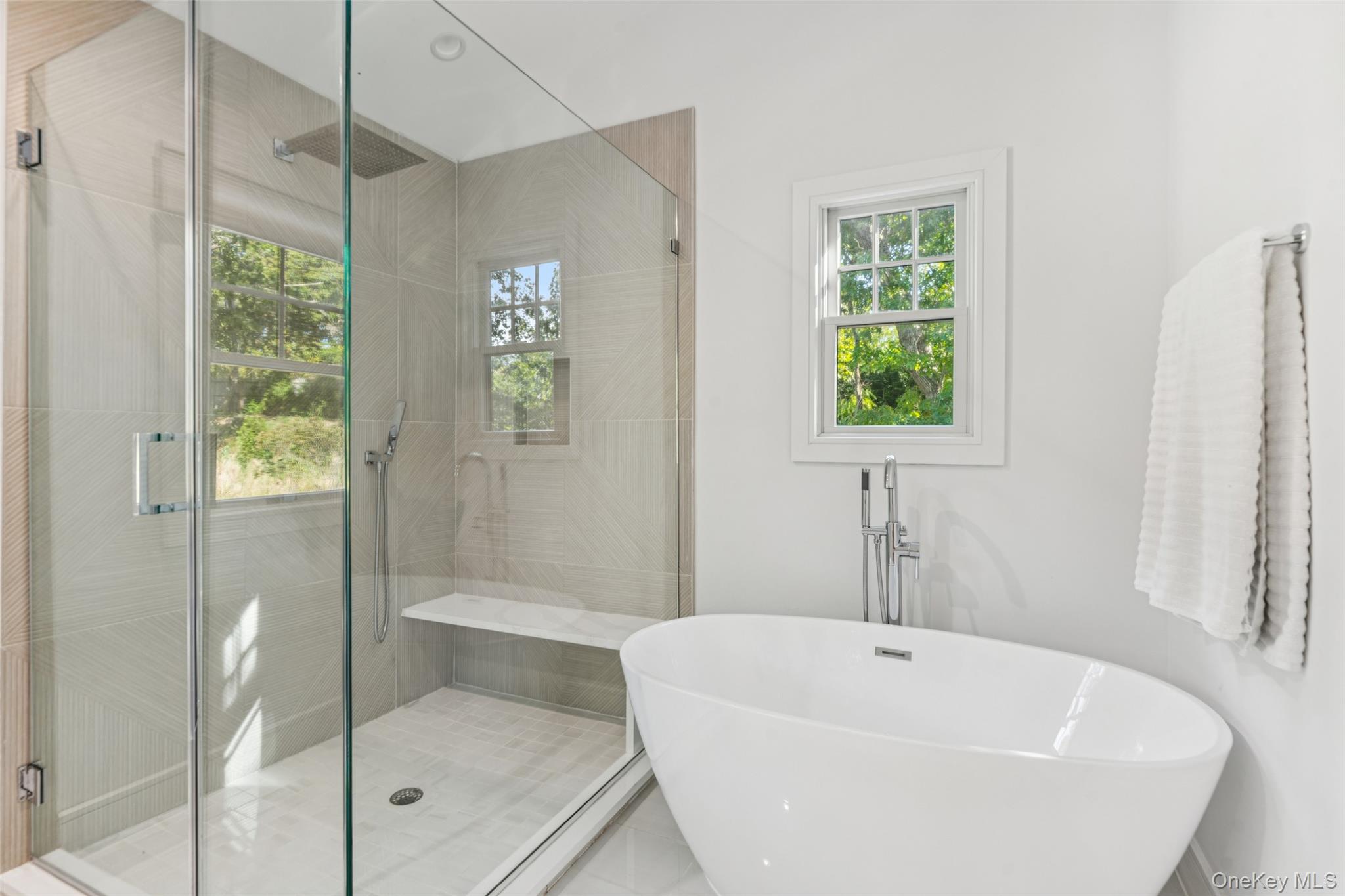 6 Atterbury Road, Southampton, NY 11968