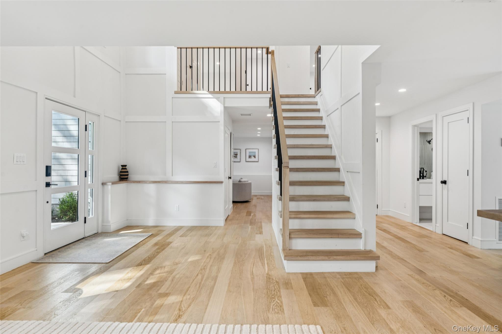 6 Atterbury Road, Southampton, NY 11968