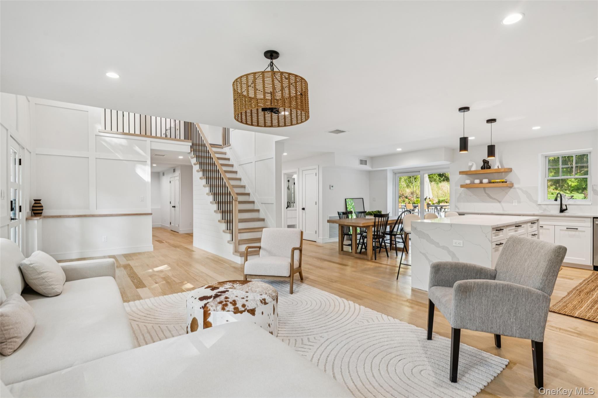 6 Atterbury Road, Southampton, NY 11968