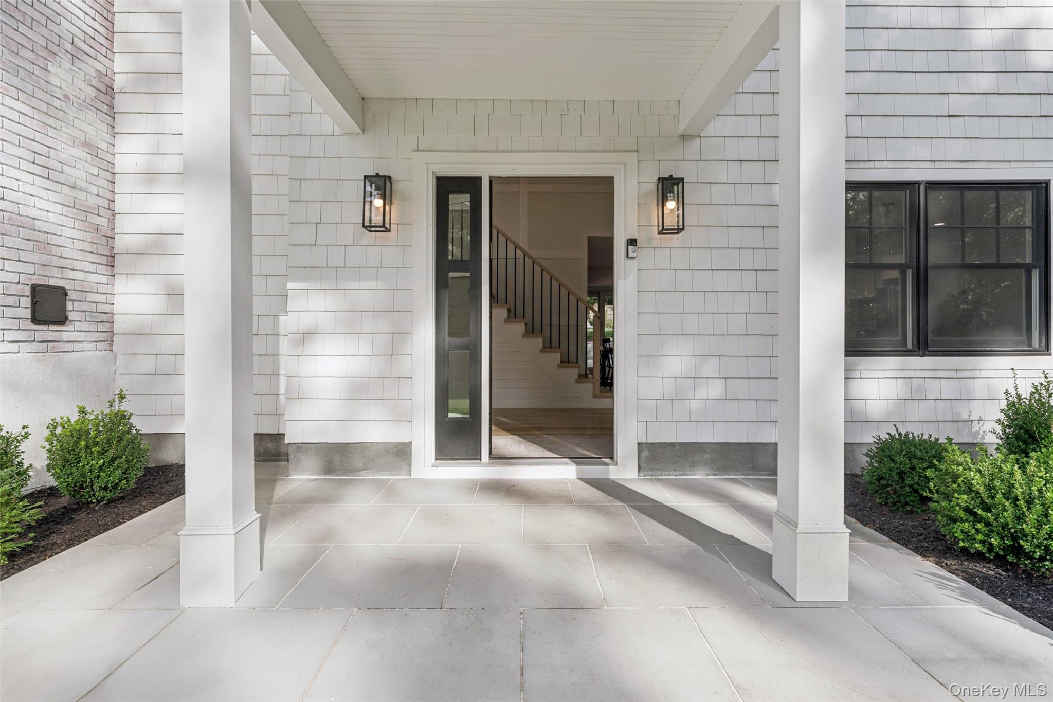 6 Atterbury Road, Southampton, NY 11968