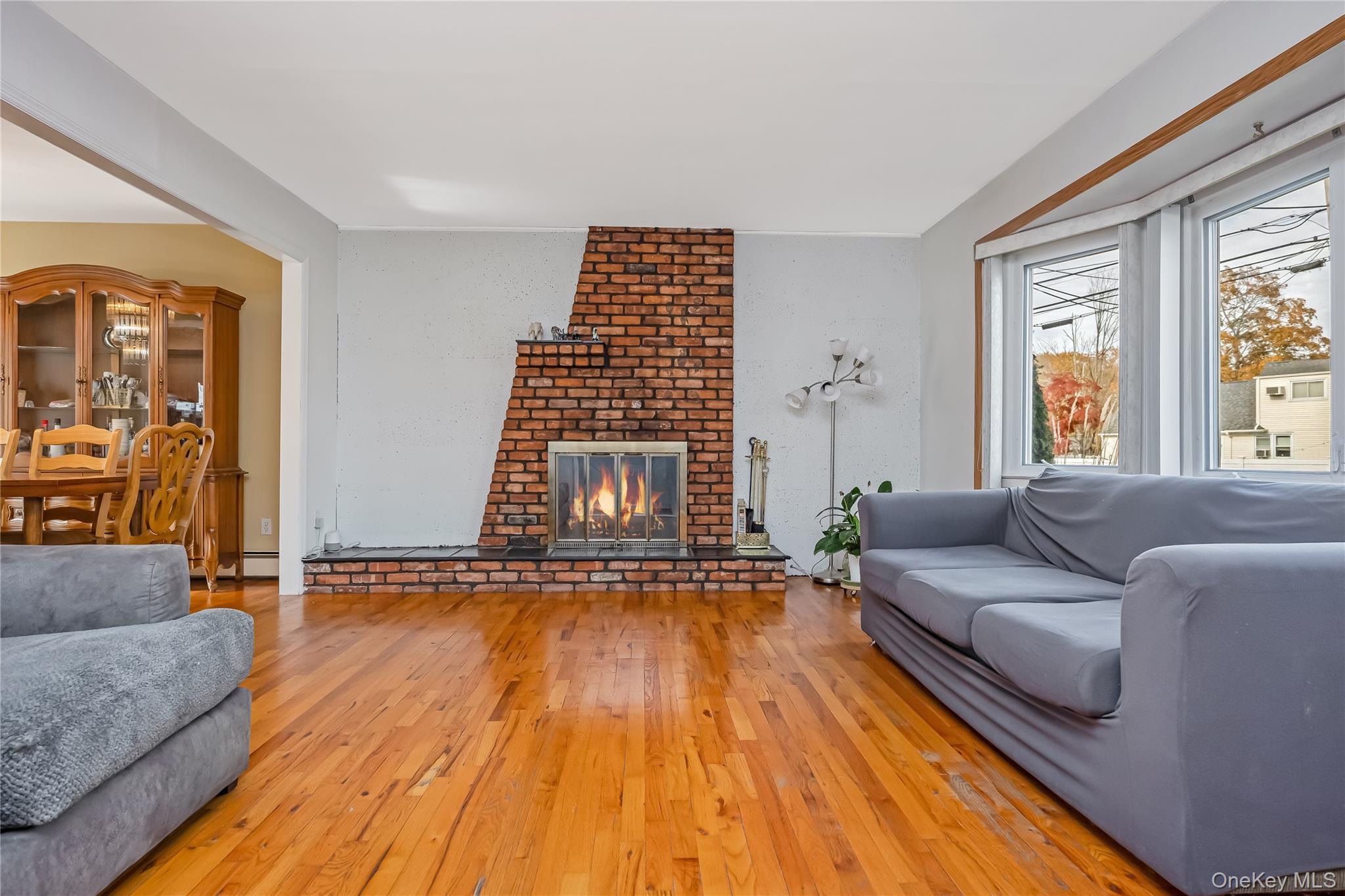 84 White Oak Street, Deer Park, NY 11729