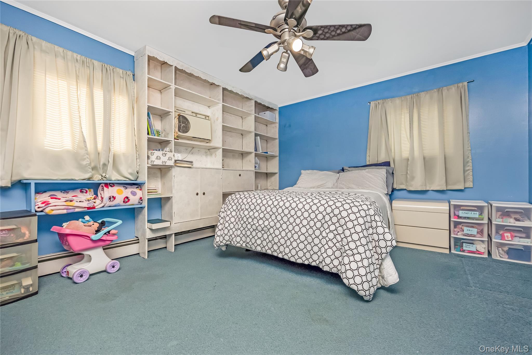 84 White Oak Street, Deer Park, NY 11729