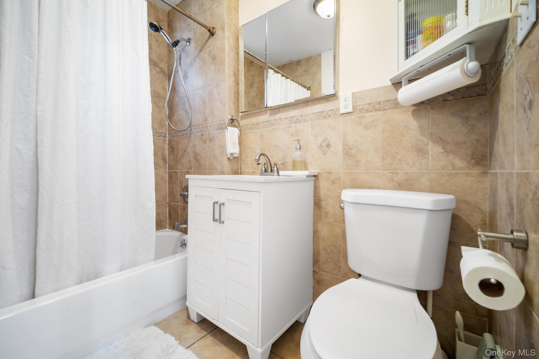 852 Home Street # 2F, Bronx, NY 10459