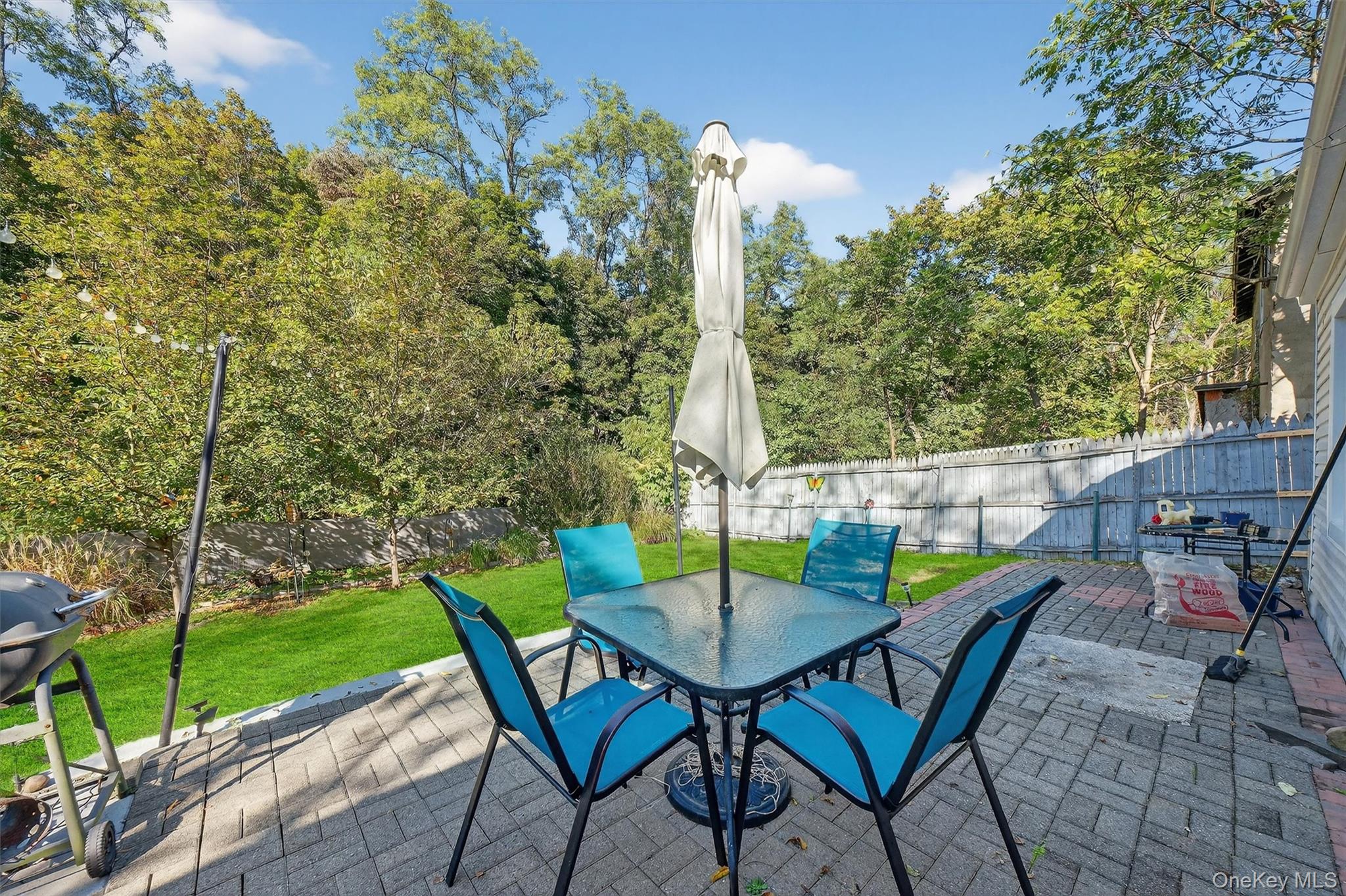 27 Peckham Road, Poughkeepsie, NY 12603