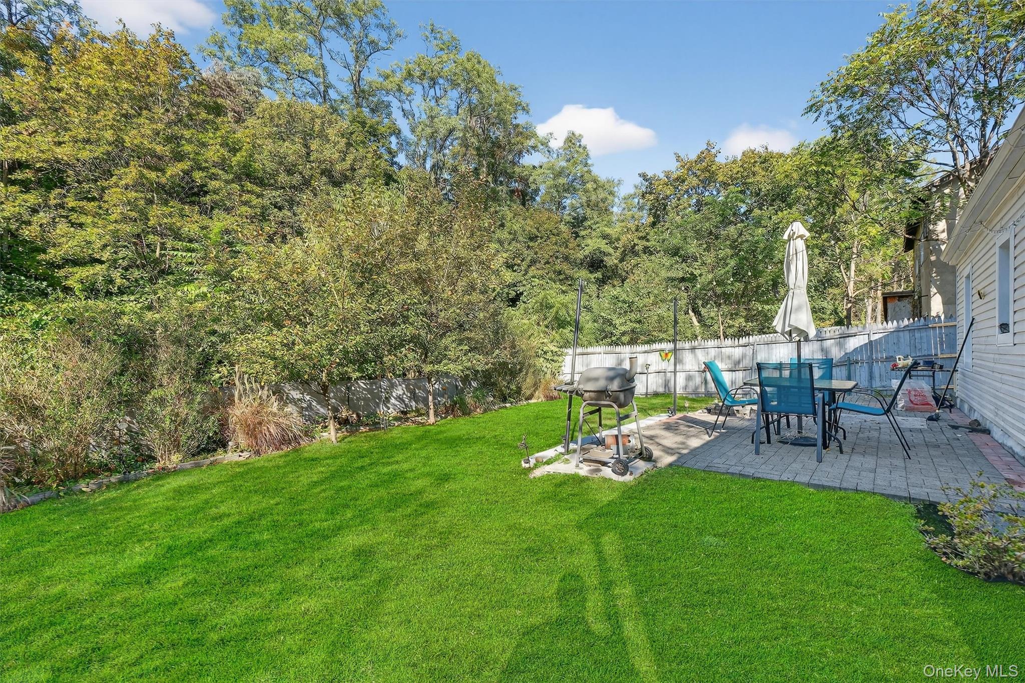 27 Peckham Road, Poughkeepsie, NY 12603