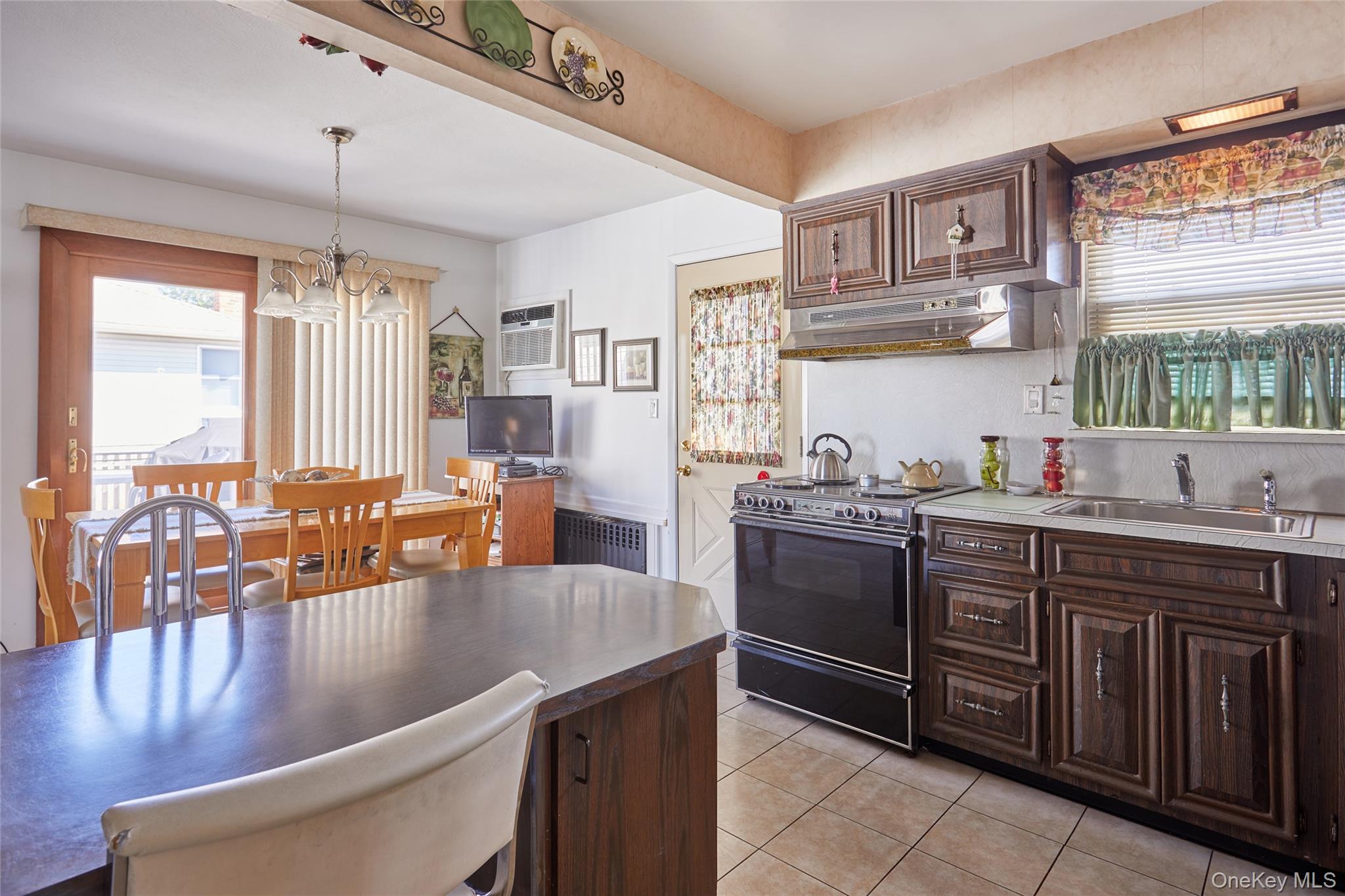 3373 Lawrence Avenue, Oceanside, NY 11572