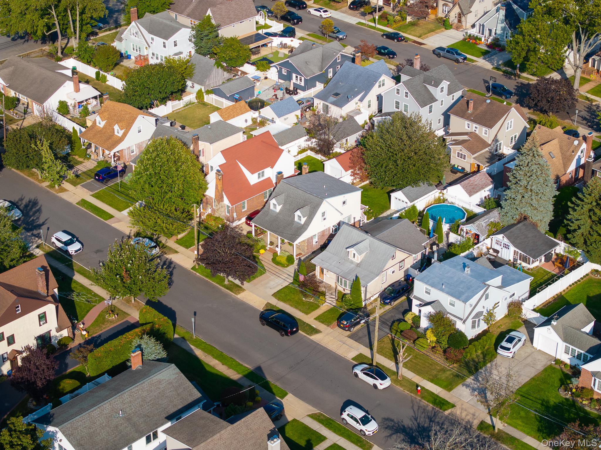 2531 Mount Avenue, Oceanside, NY 11572