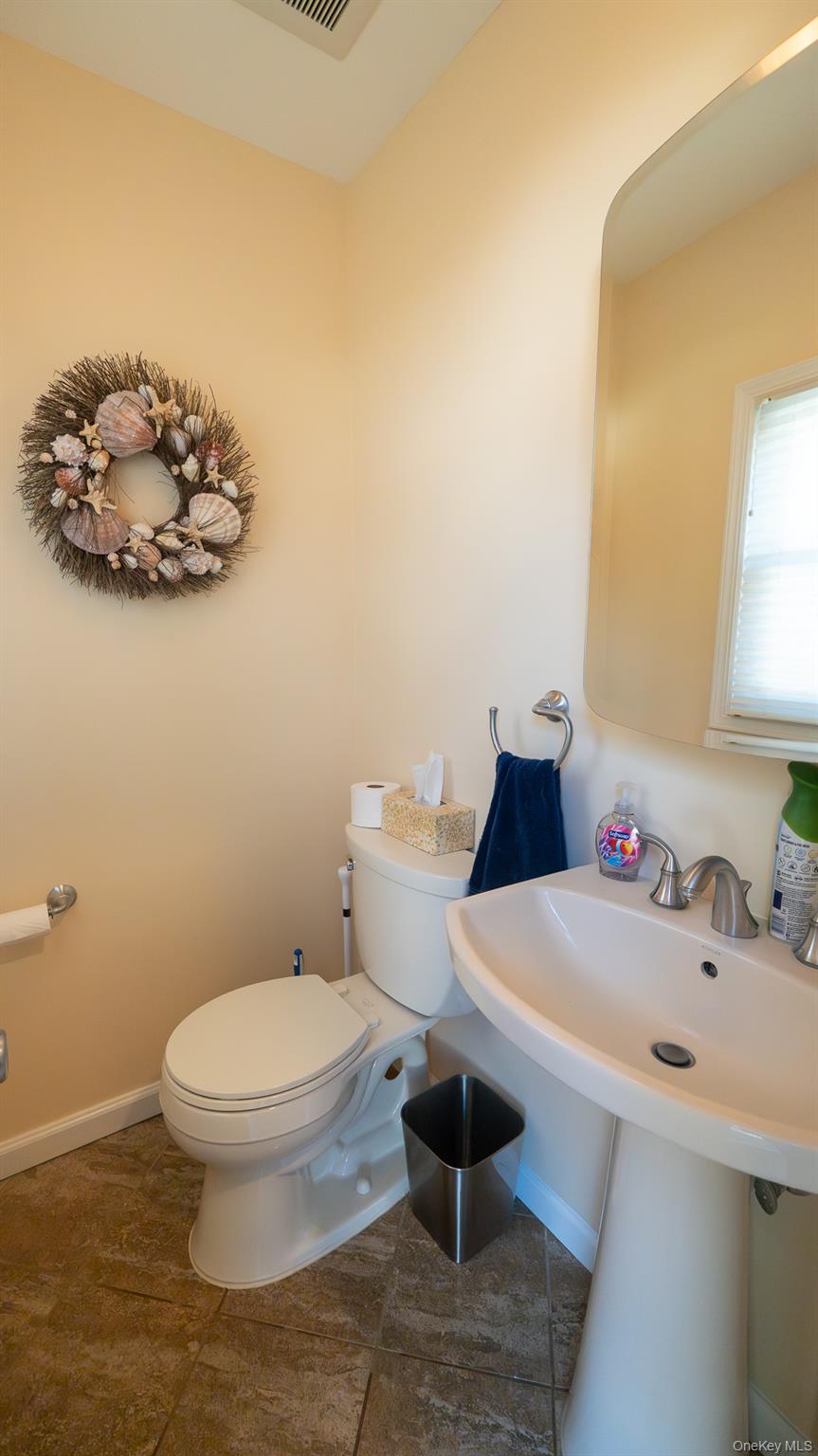 2531 Mount Avenue, Oceanside, NY 11572