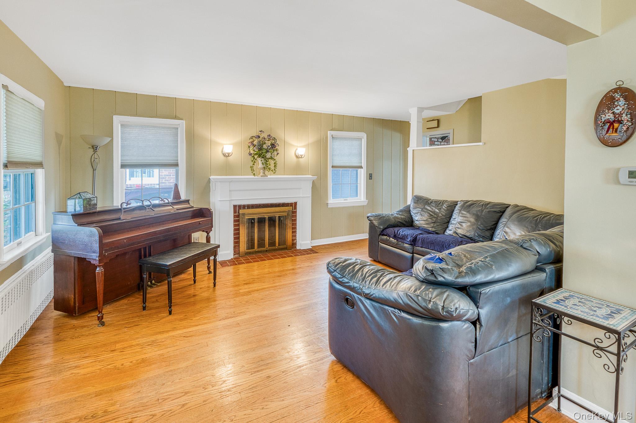 2531 Mount Avenue, Oceanside, NY 11572