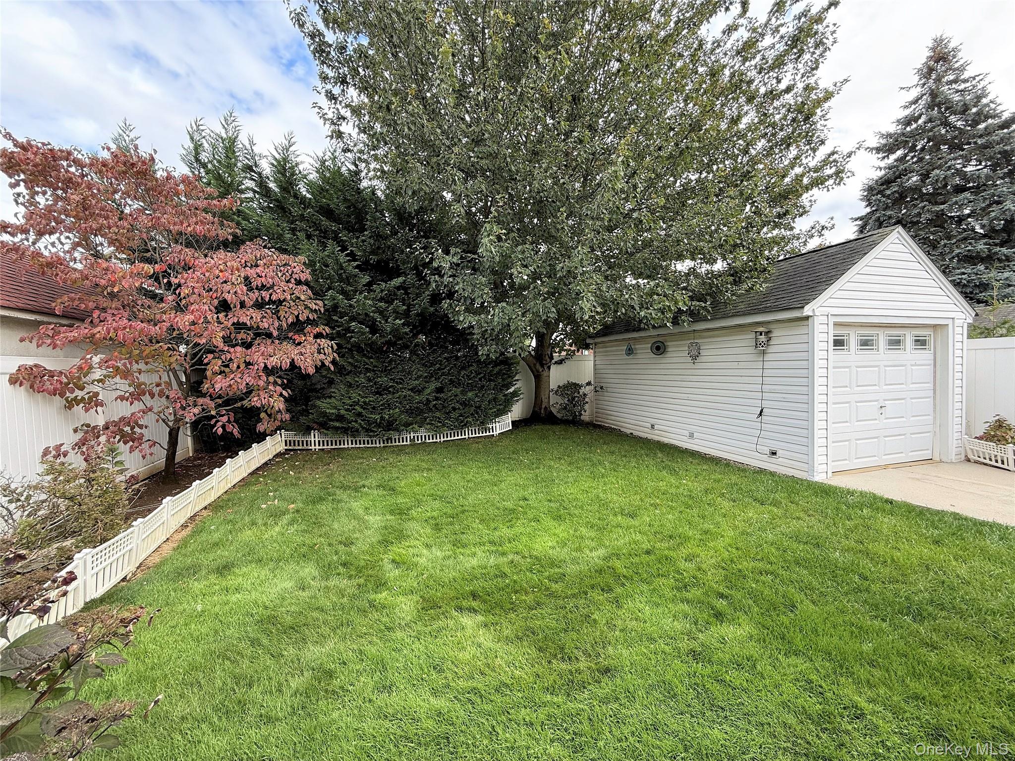 2531 Mount Avenue, Oceanside, NY 11572