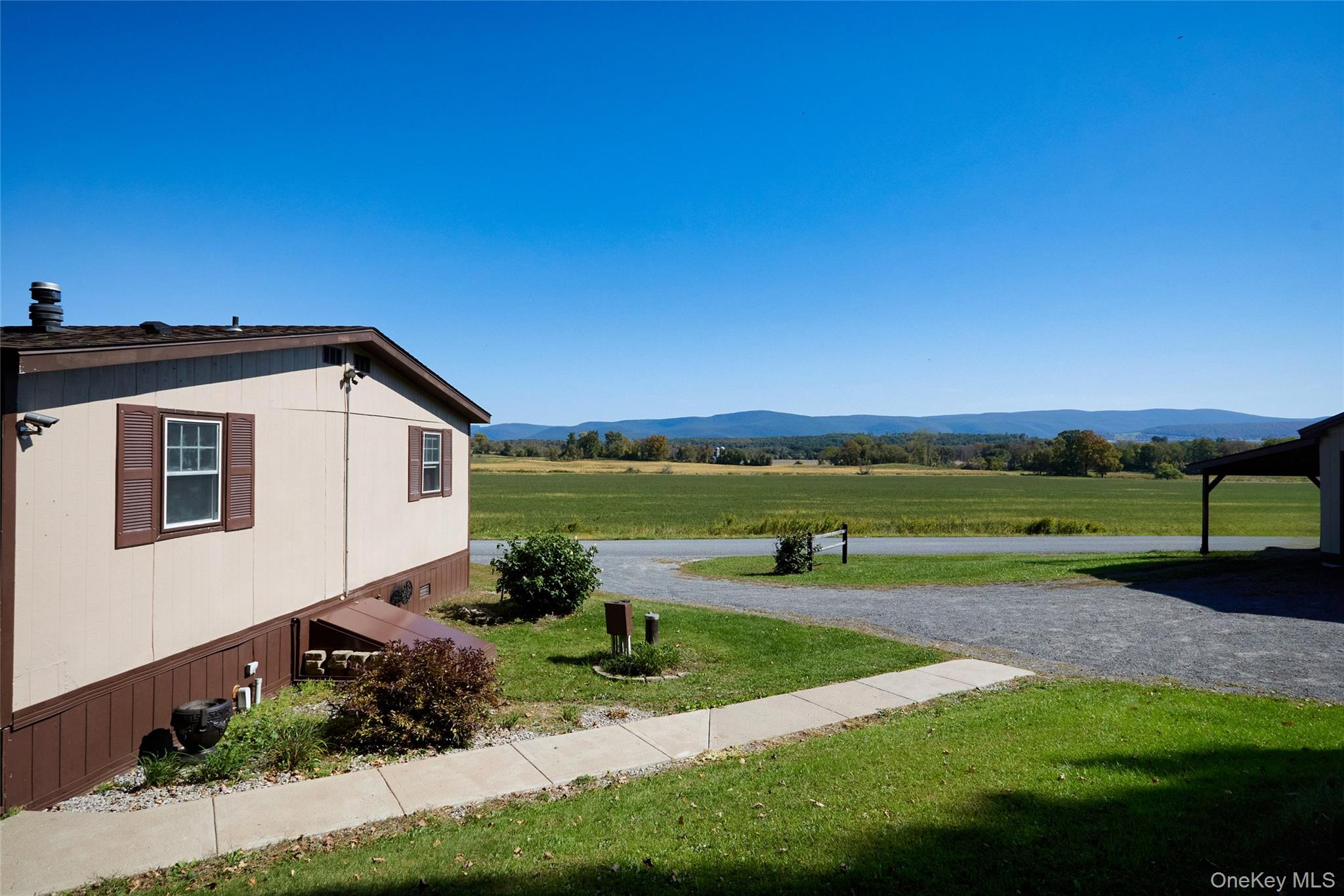 65 Tims Road, Ancram, NY 12502