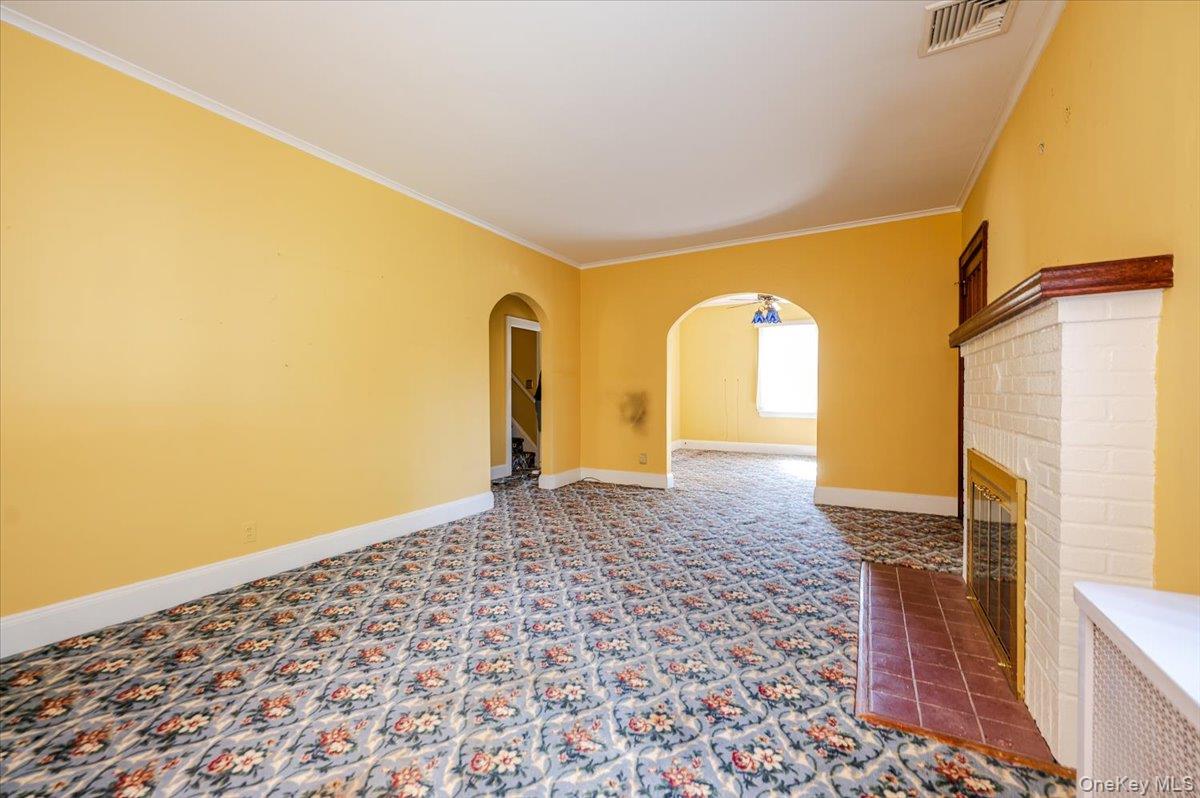 27-19 Murray Street, Flushing, NY 11354