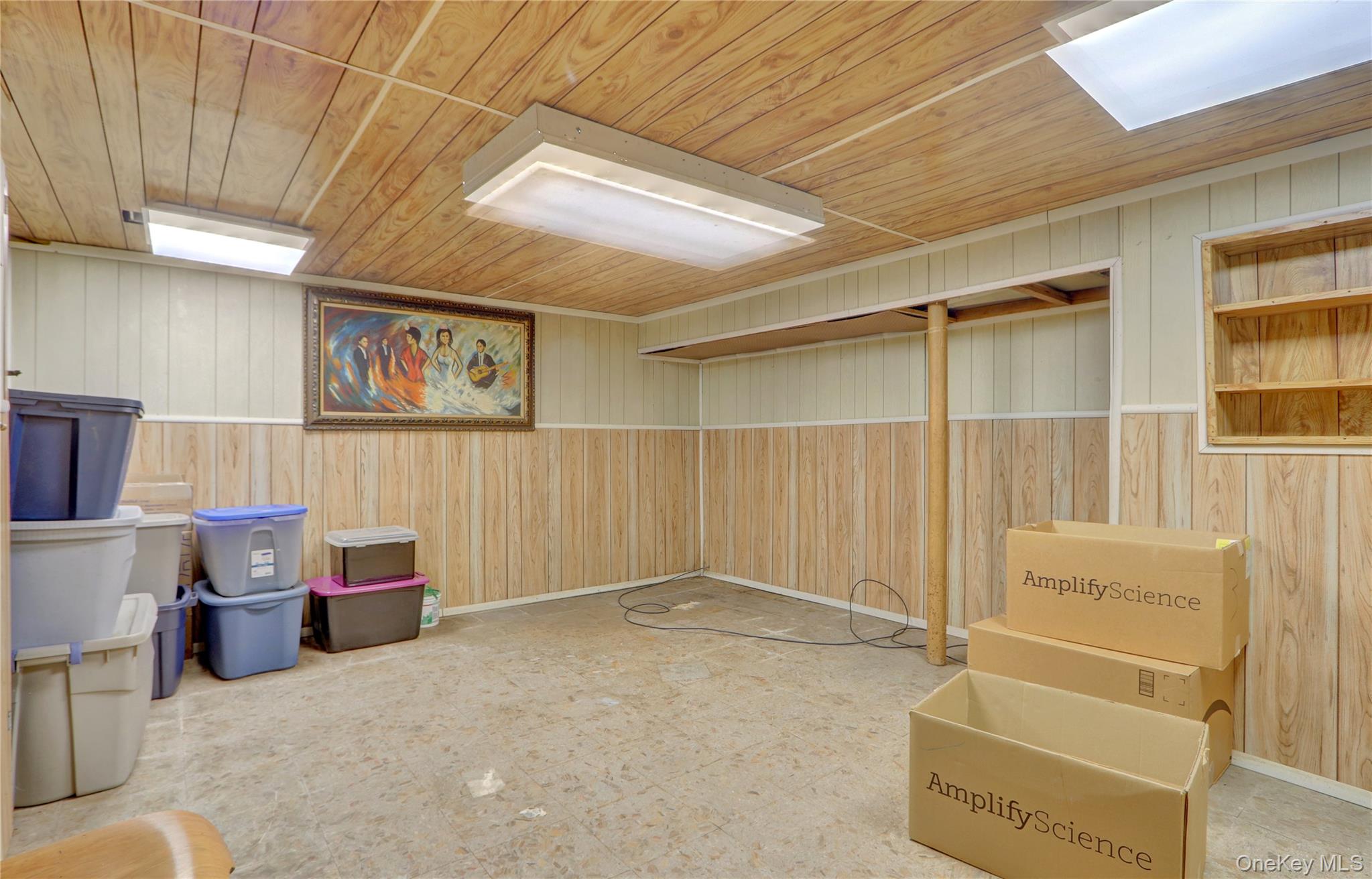 123 Cottage Boulevard, Hicksville, NY 11801