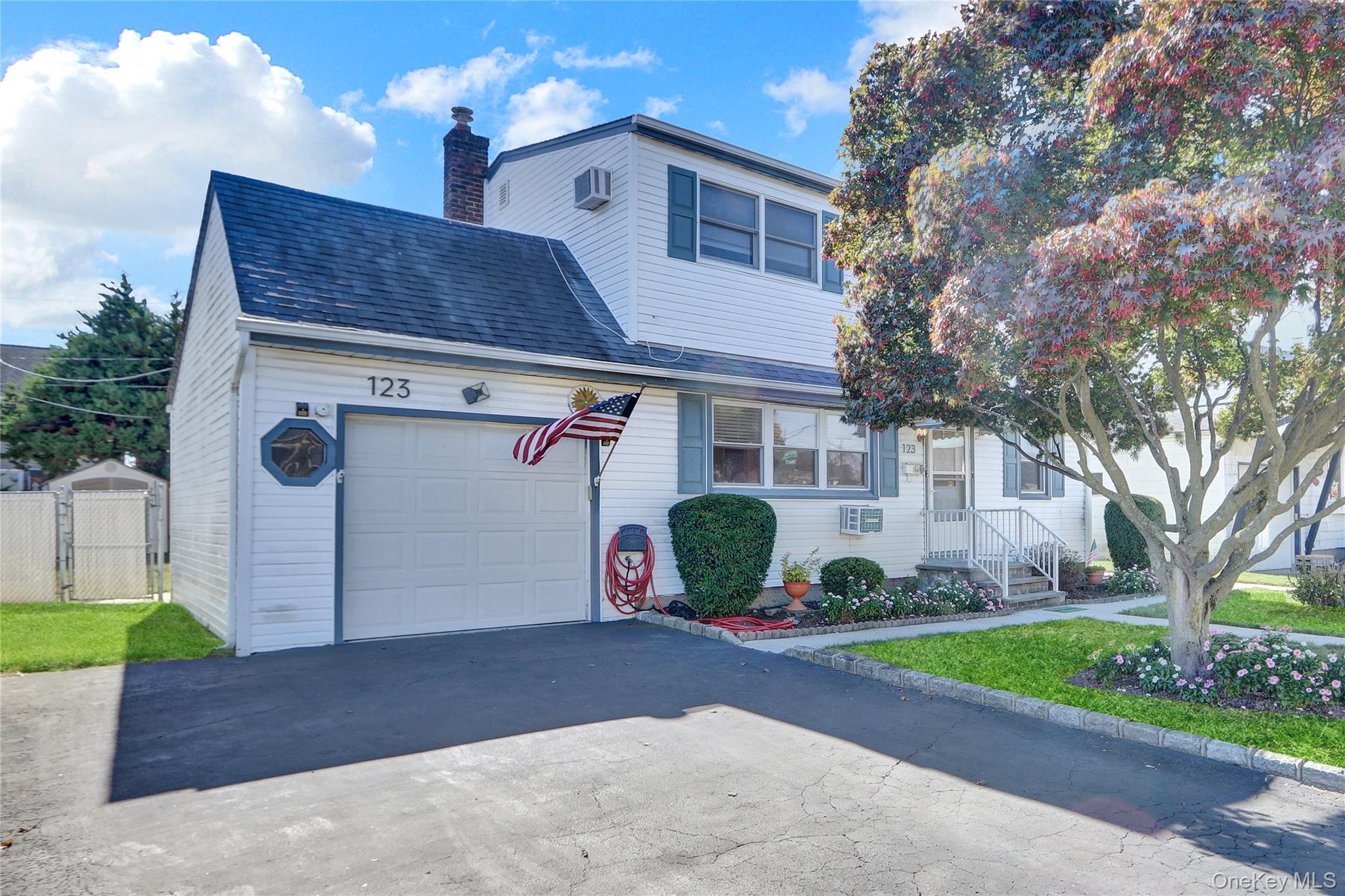 123 Cottage Boulevard, Hicksville, NY 11801