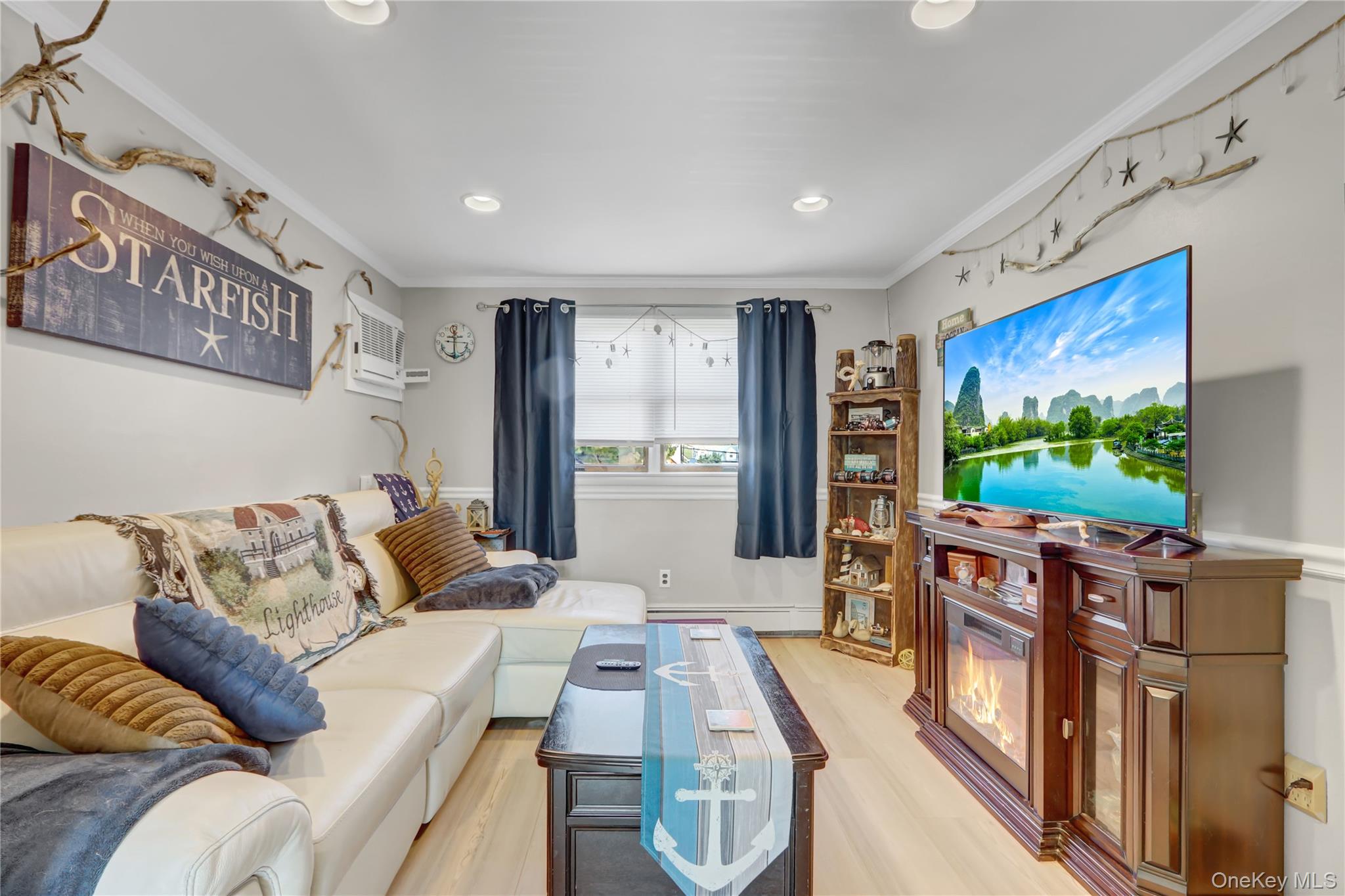 123 Cottage Boulevard, Hicksville, NY 11801