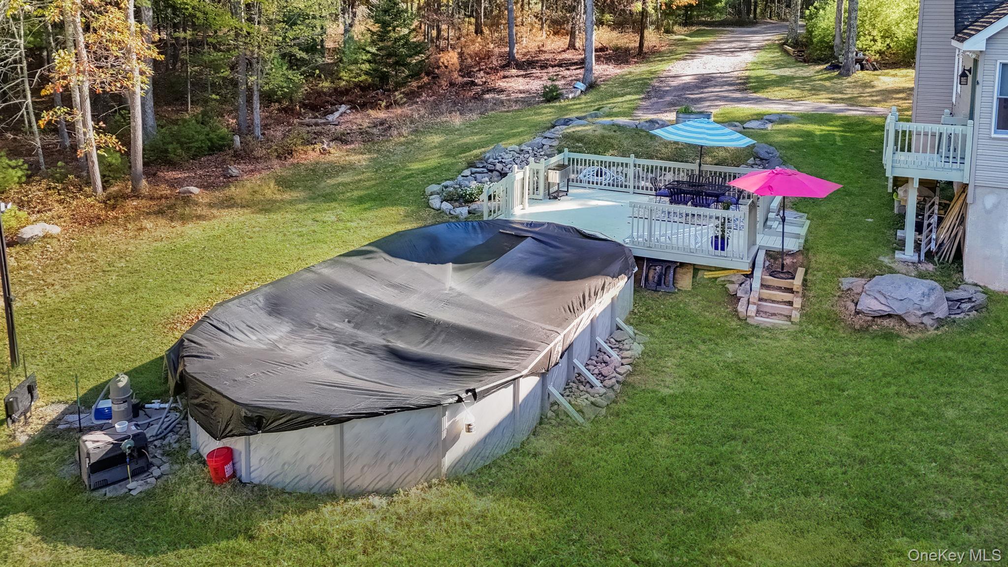 55 Ozeriany Road, Barryville, NY 12719