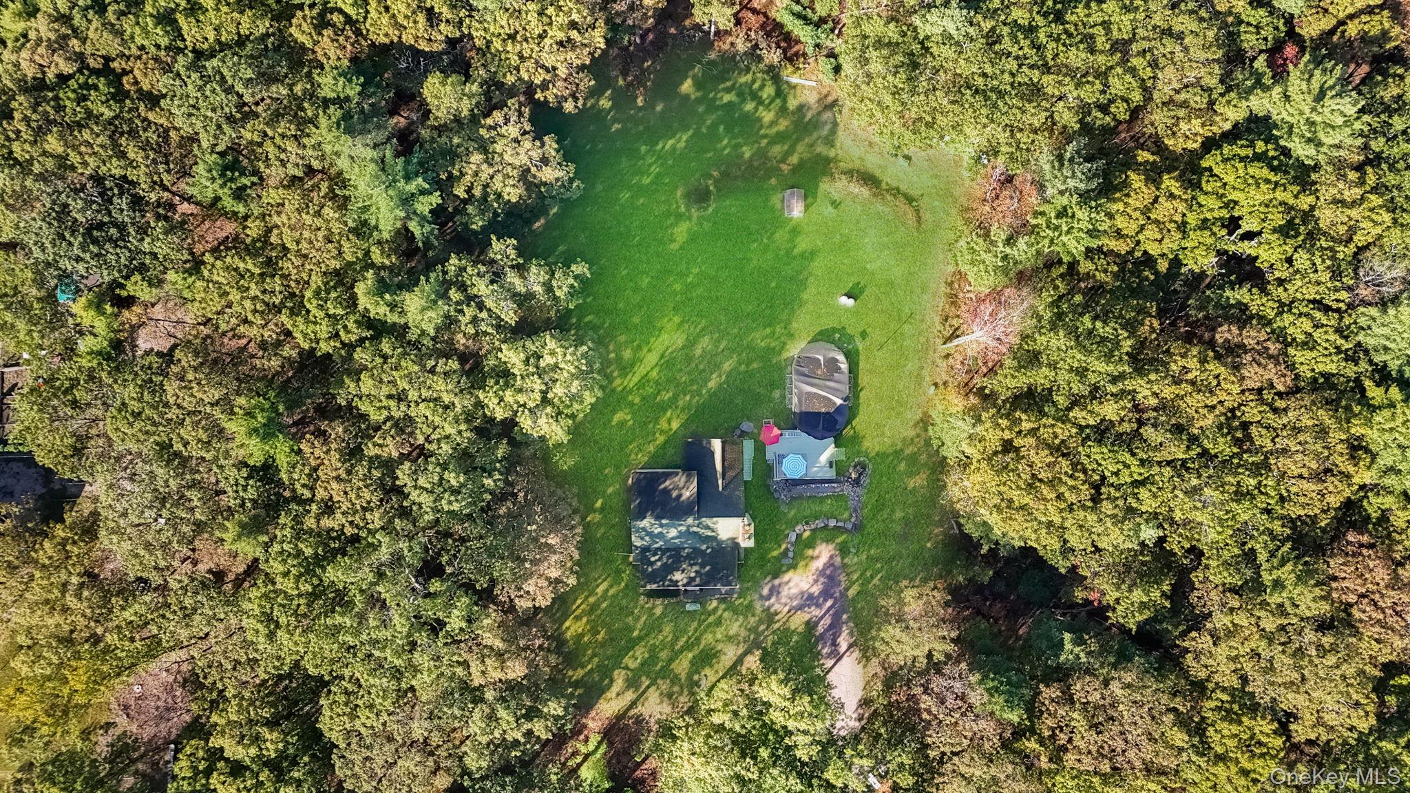 55 Ozeriany Road, Barryville, NY 12719