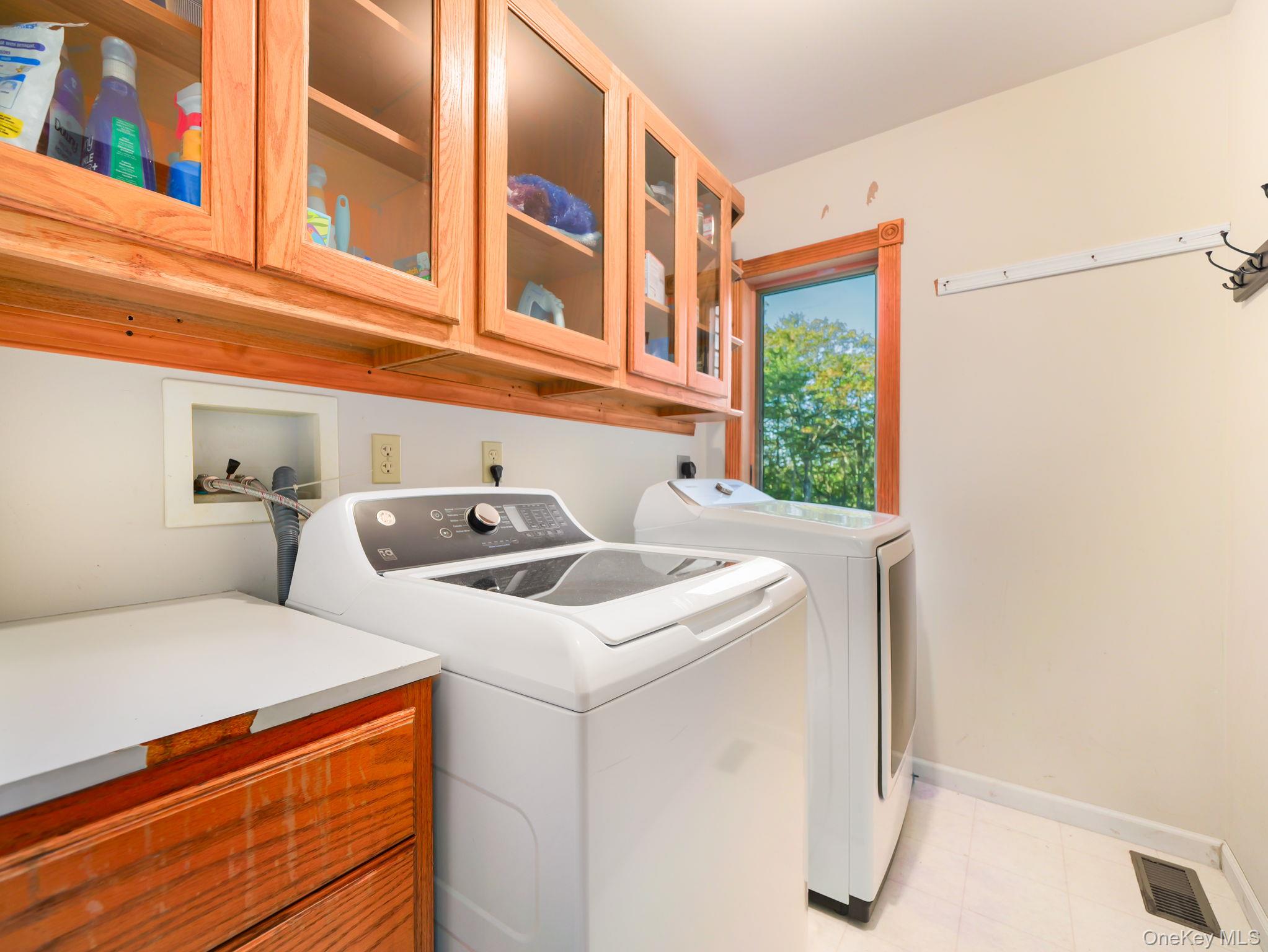 55 Ozeriany Road, Barryville, NY 12719