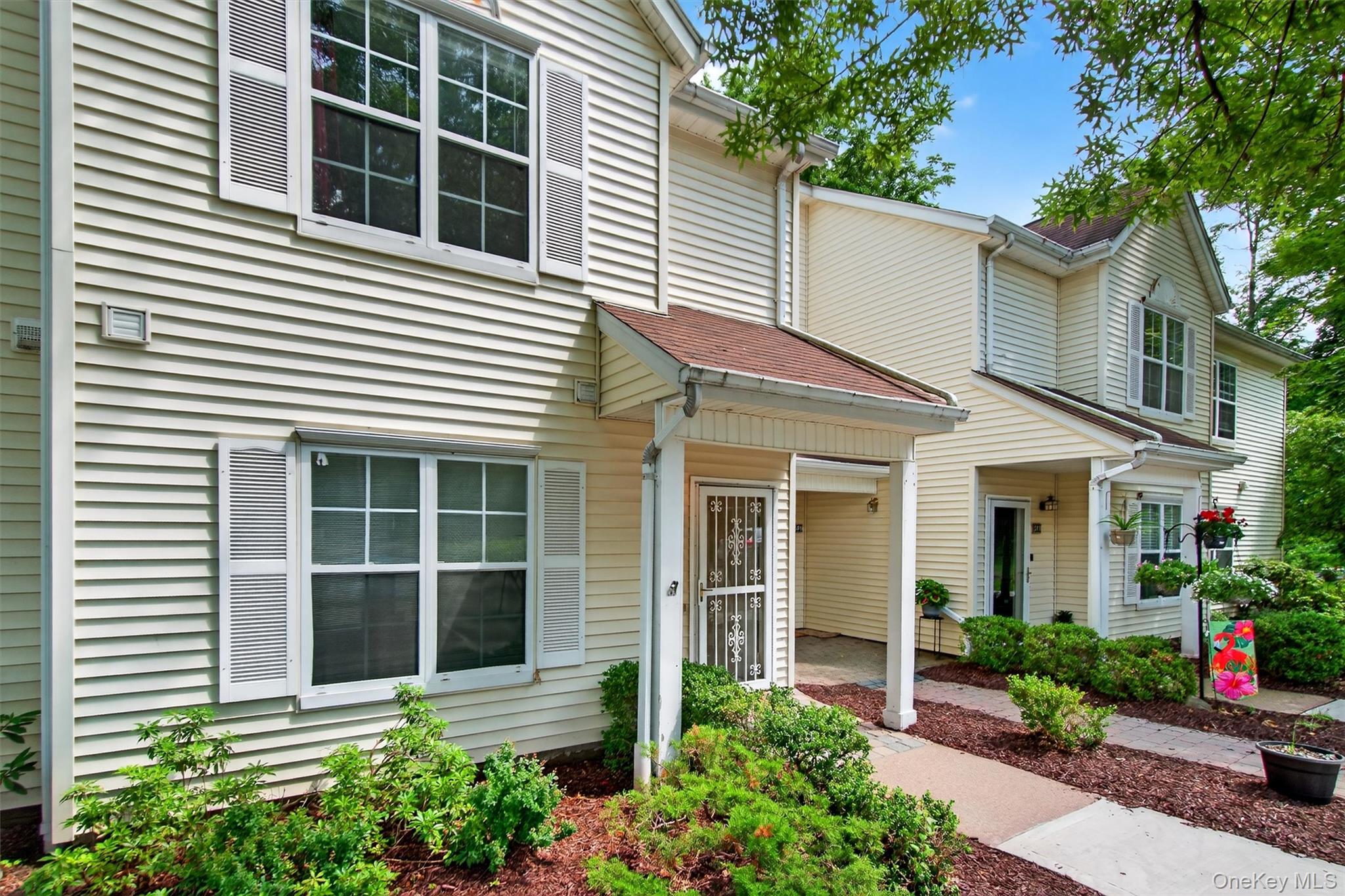 307 Gazebo Court, New Windsor, NY 12553