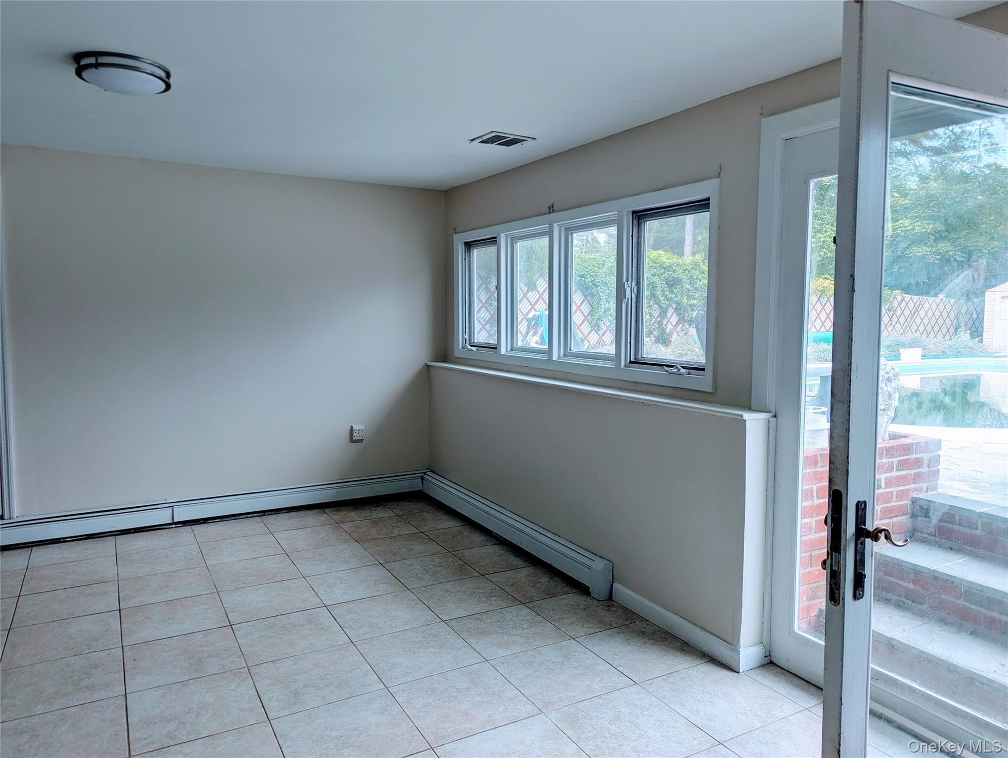 193 Connetquot Road, Bayport, NY 11705