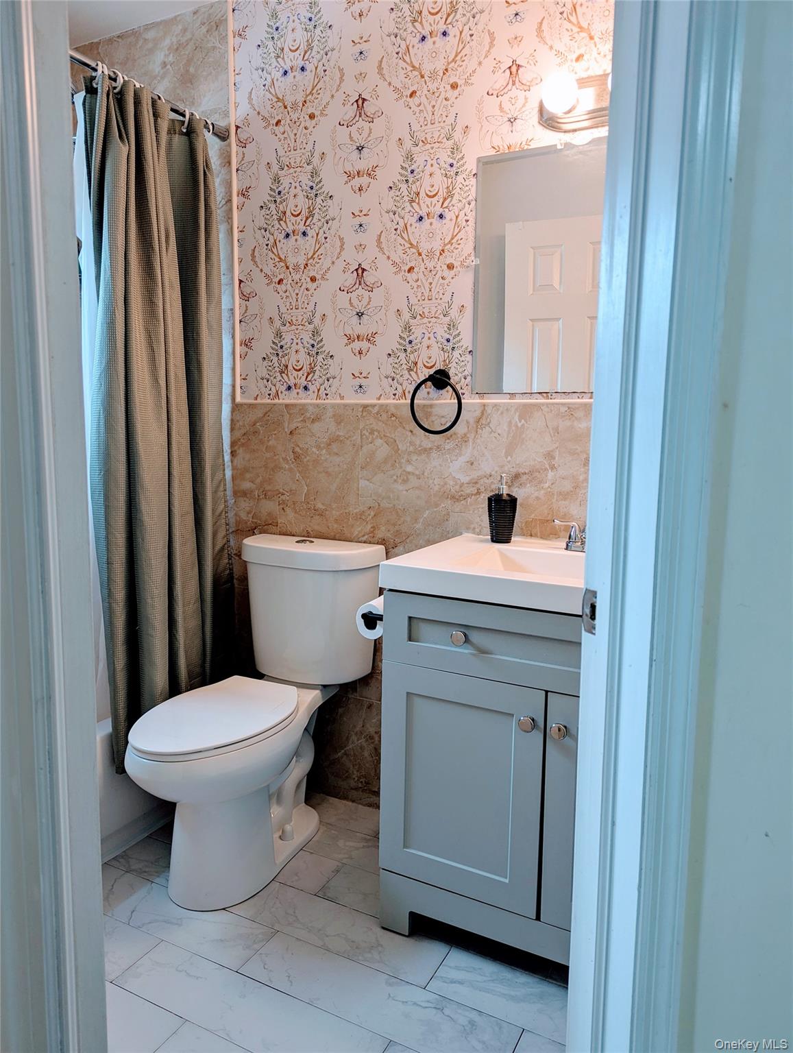 193 Connetquot Road, Bayport, NY 11705