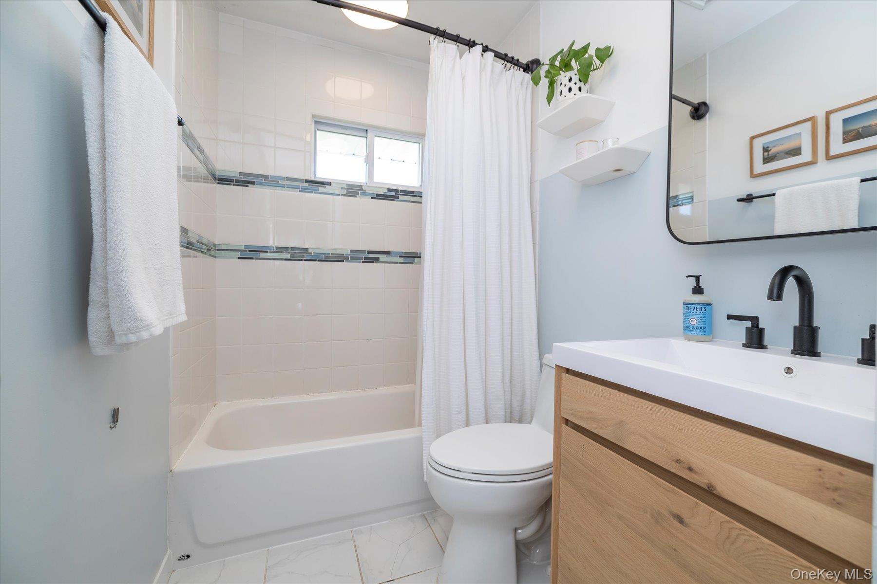 68 Tyler Street, Freeport, NY 11520