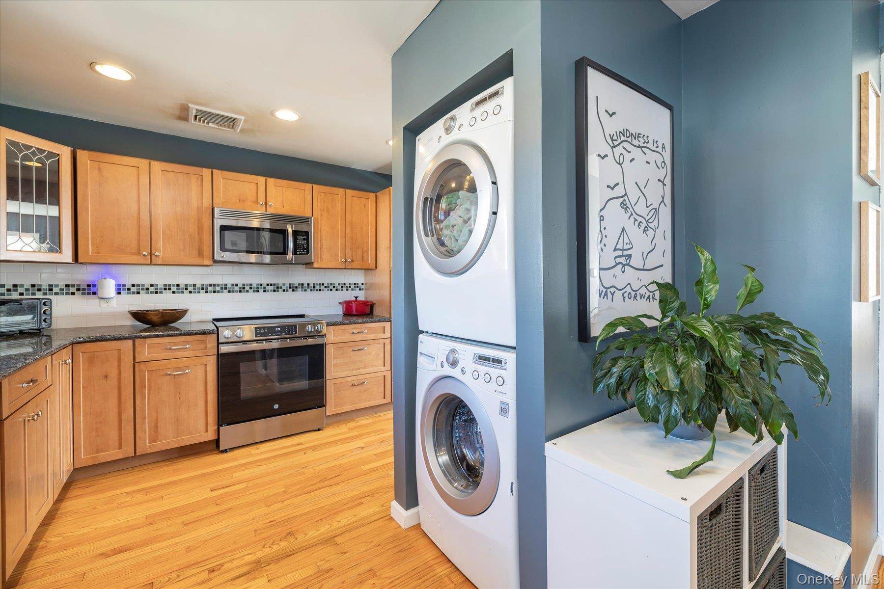 68 Tyler Street, Freeport, NY 11520