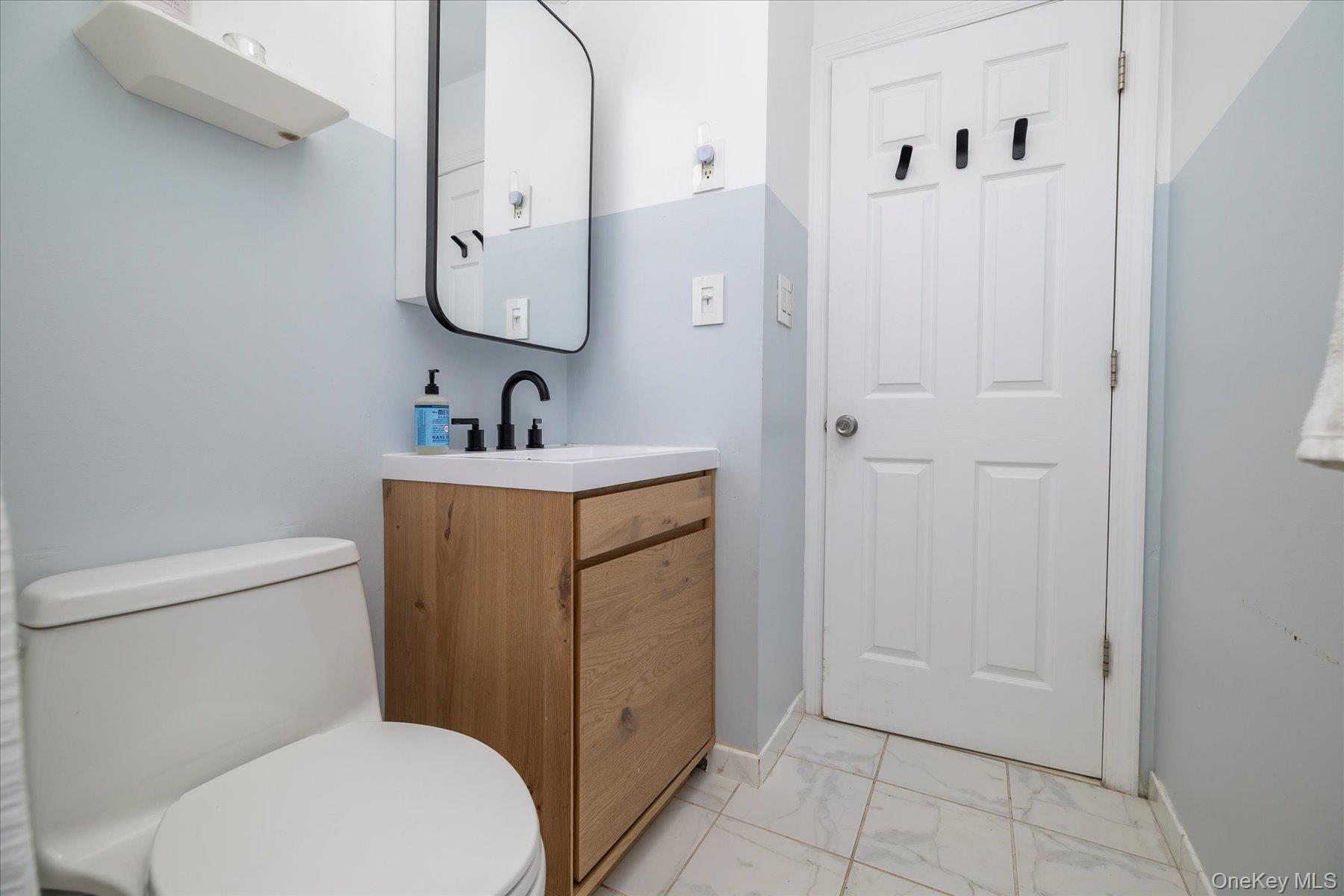 68 Tyler Street, Freeport, NY 11520