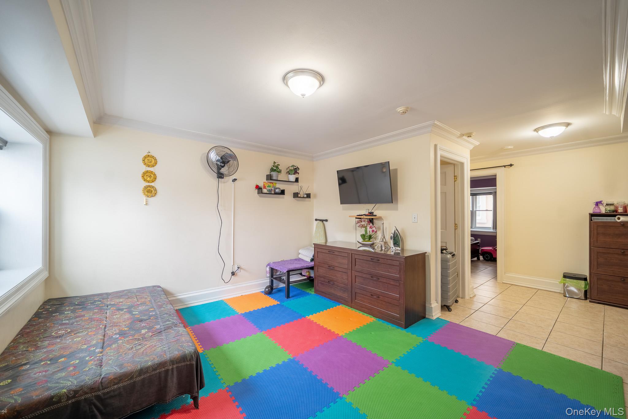 580 Valley Avenue, Yonkers, NY 10703