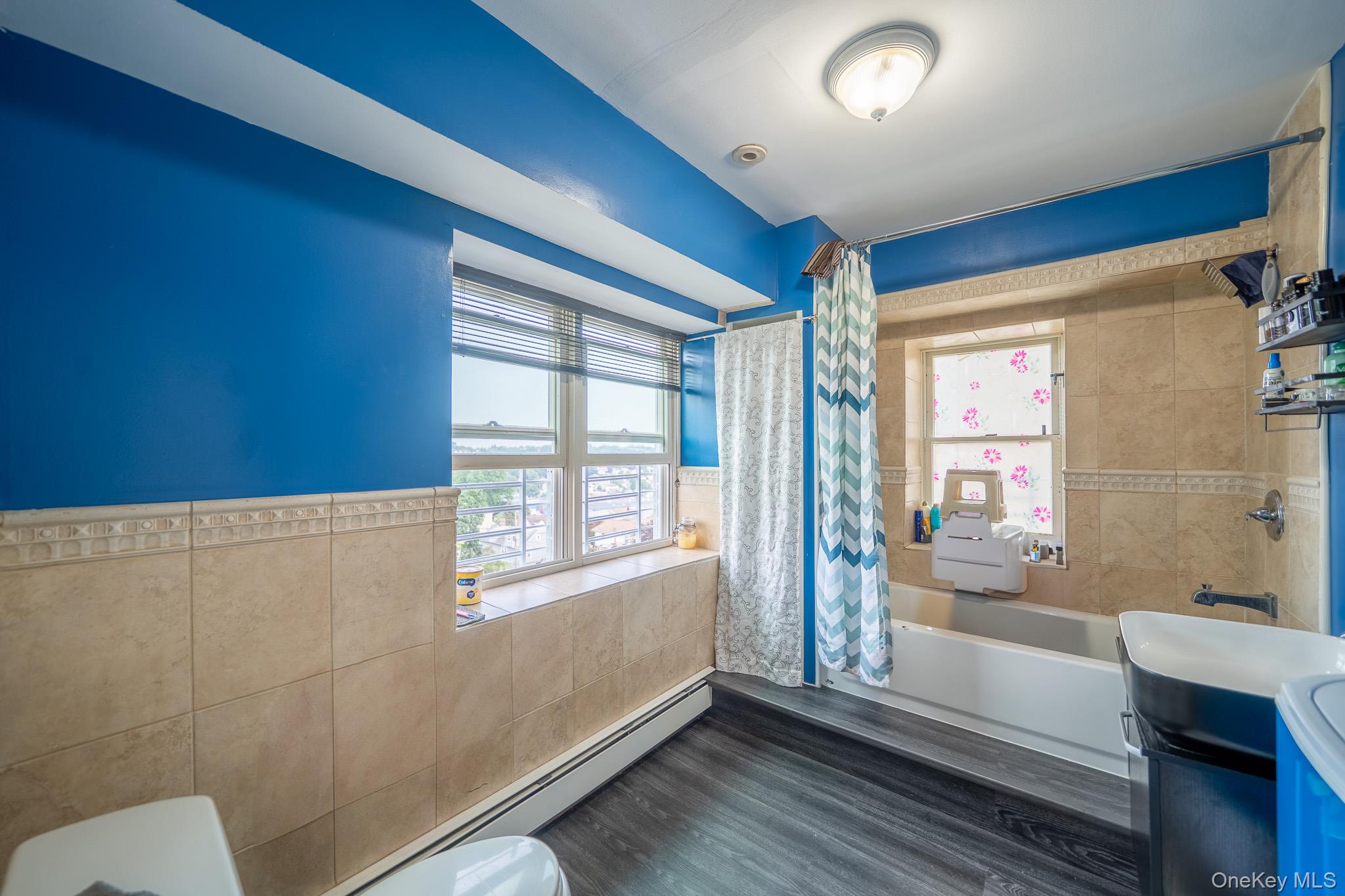 580 Valley Avenue, Yonkers, NY 10703